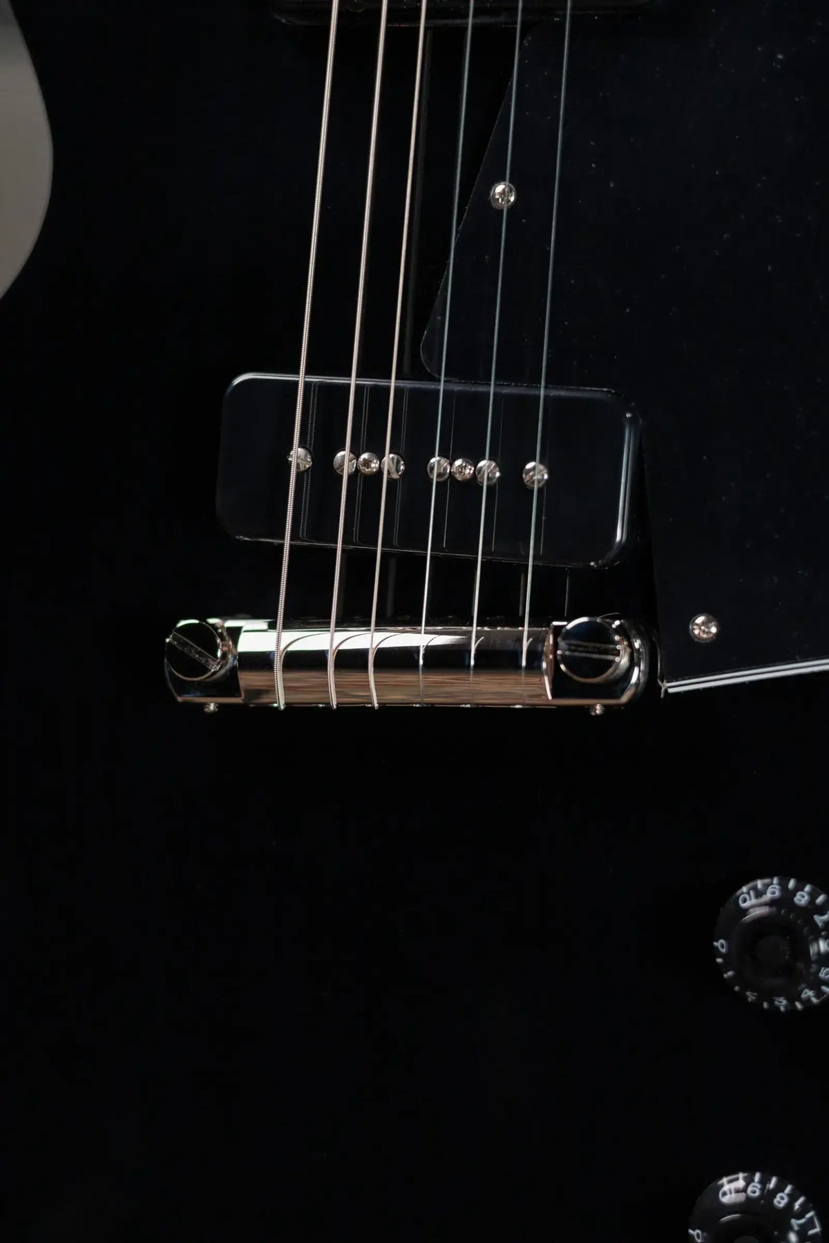 Gibson Les Paul Special Electric Guitar - Ebony with Hardshell Case
