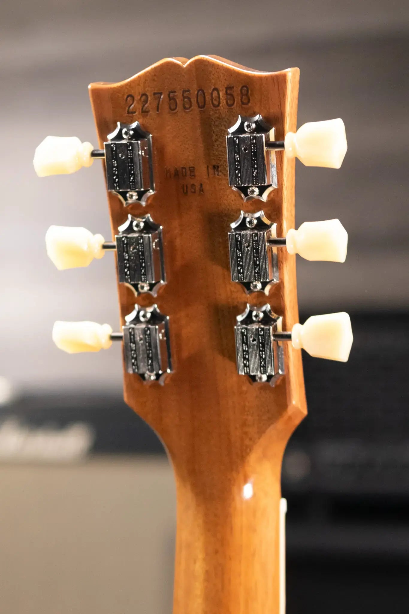 Gibson Les Paul Standard '50s P-90 Electric Guitar - Gold Top with Hardshell Case