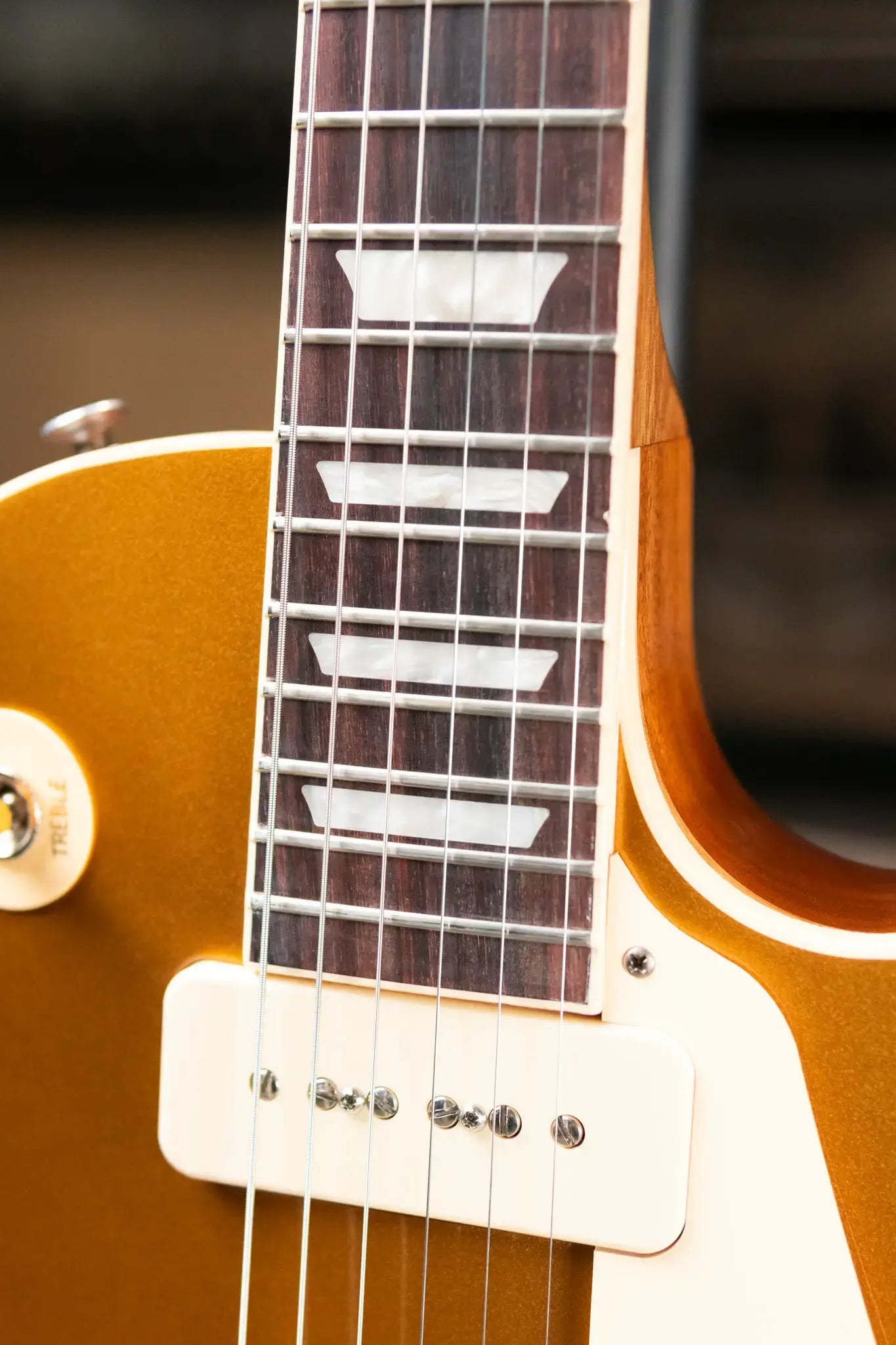 Gibson Les Paul Standard '50s P-90 Electric Guitar - Goldtop with Hardshell Case