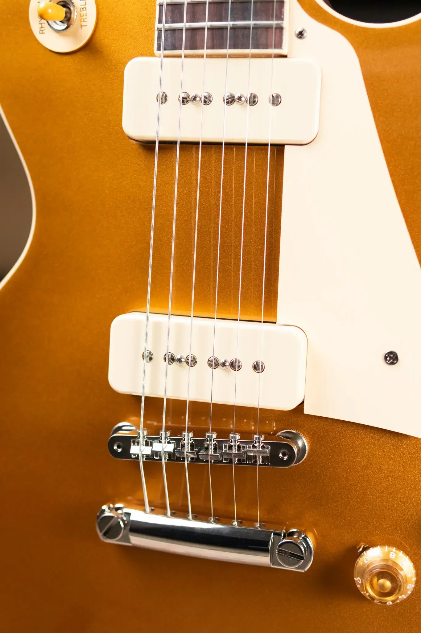 Gibson Les Paul Standard '50s P-90 Electric Guitar - Goldtop with Hardshell Case