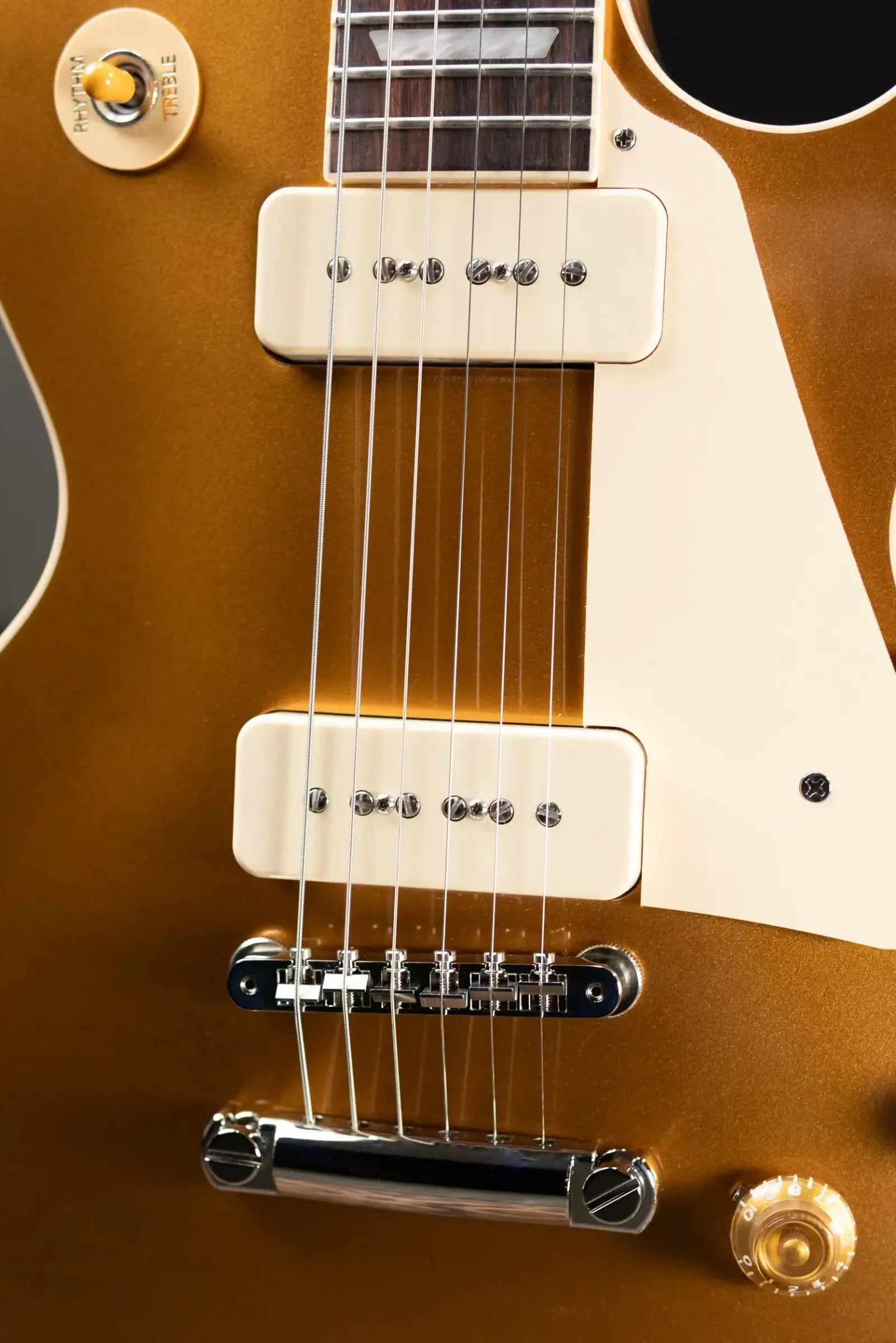 Gibson Les Paul Standard '50s P-90 Electric Guitar - Goldtop with Hardshell Case