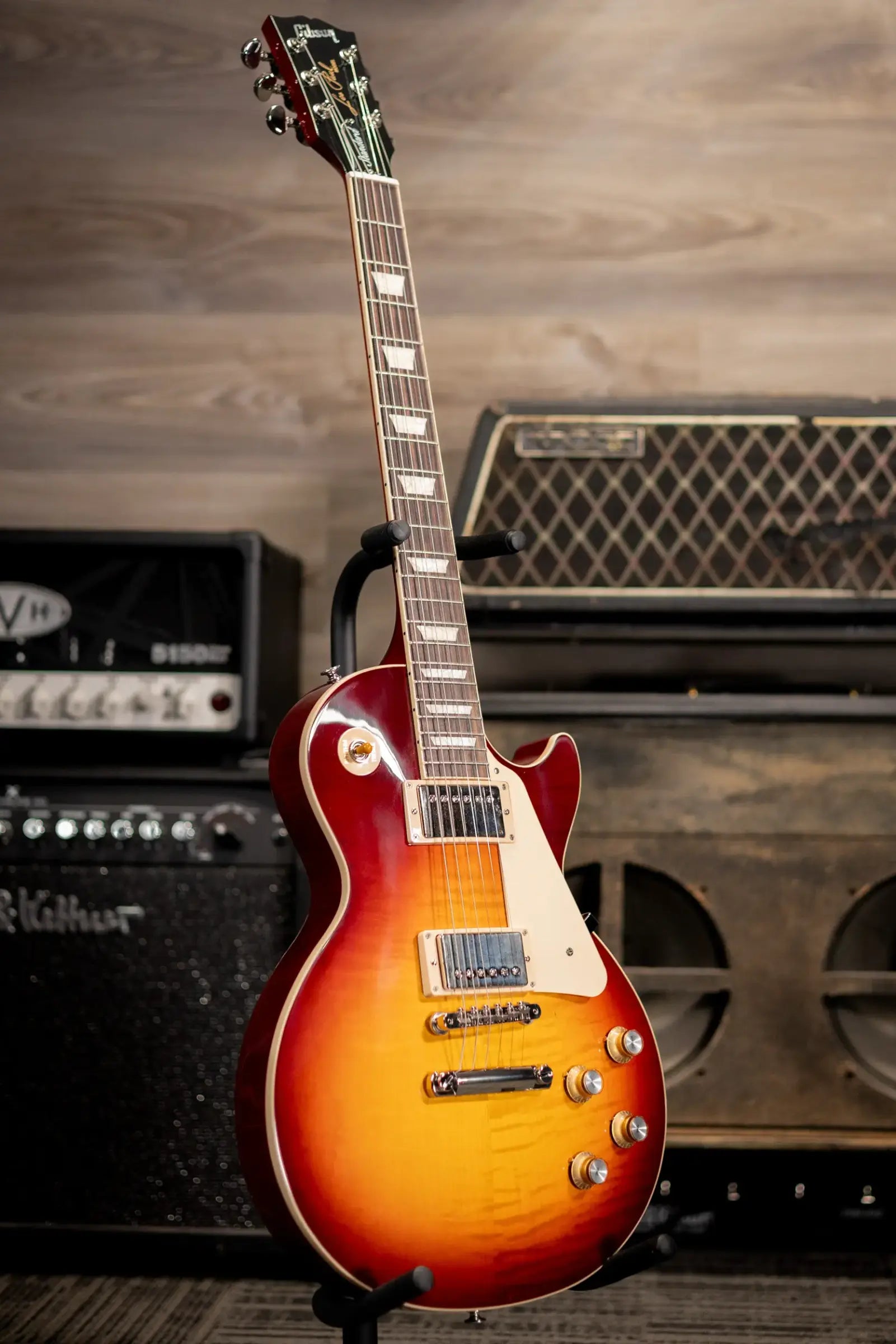 Gibson Les Paul Standard '60s Electric Guitar - Bourbon Burst with Hardshell Case