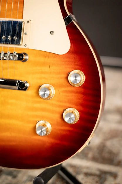 Gibson Les Paul Standard '60s Electric Guitar - Bourbon Burst with Hardshell Case