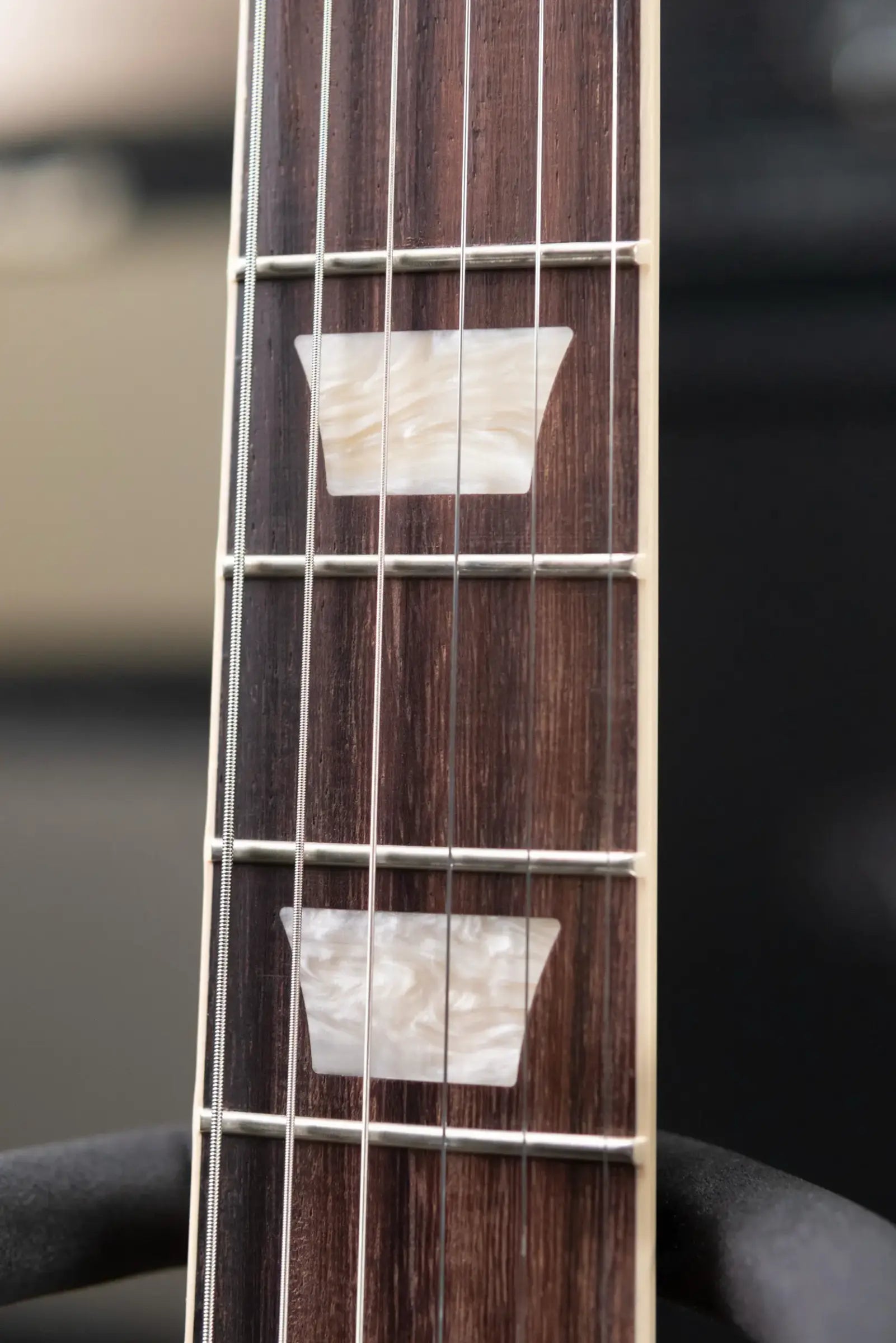 Gibson Les Paul Standard 60s Faded Electric Guitar - Vintage Bourbon Burst with Hardshell Case