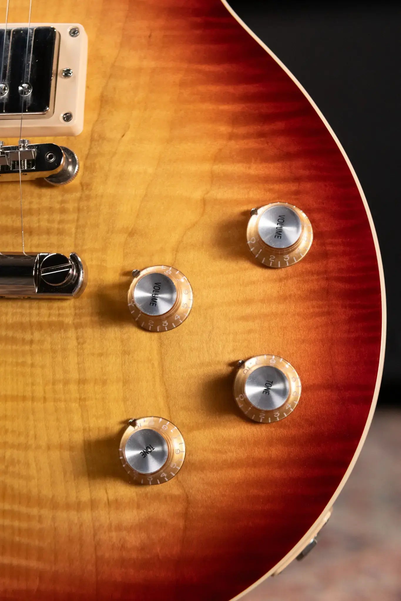 Gibson Les Paul Standard 60s Faded Electric Guitar - Vintage Bourbon Sunburst with Hardshell Case - Used