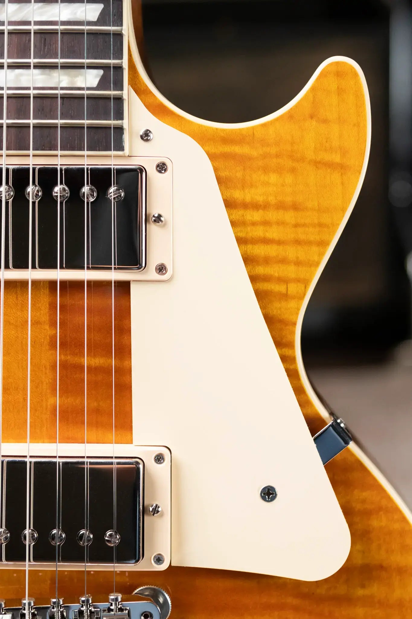 Gibson Les Paul Standard '60s Figured Top Electric Guitar - Honey Amber with Hardshell Case
