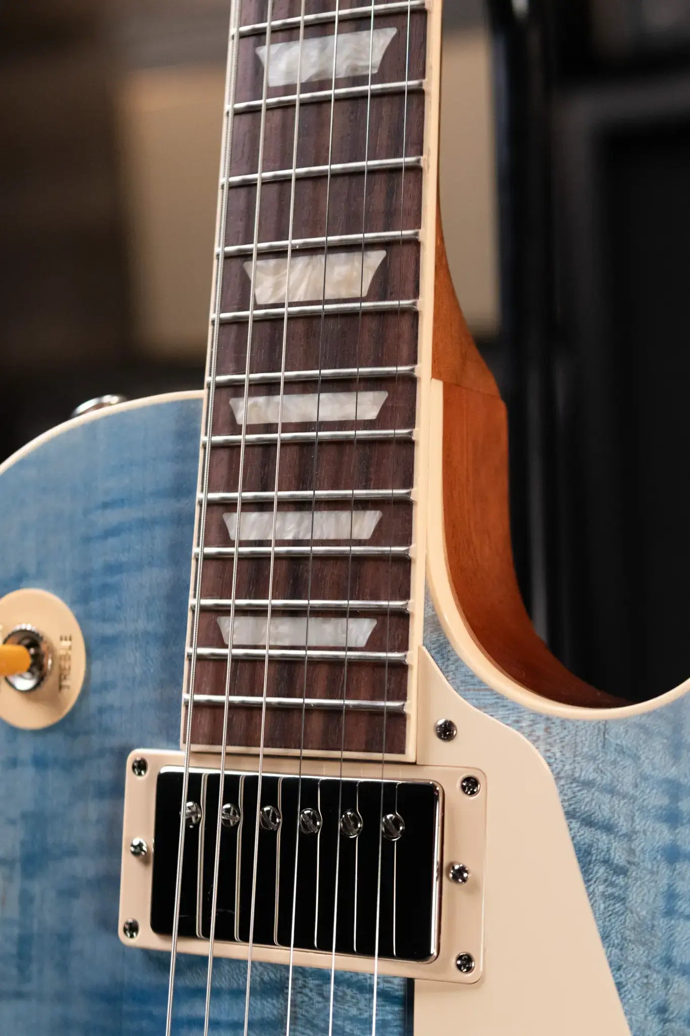 Gibson Les Paul Standard 60s Figured Top Electric Guitar - Ocean Blue with Hardshell Case