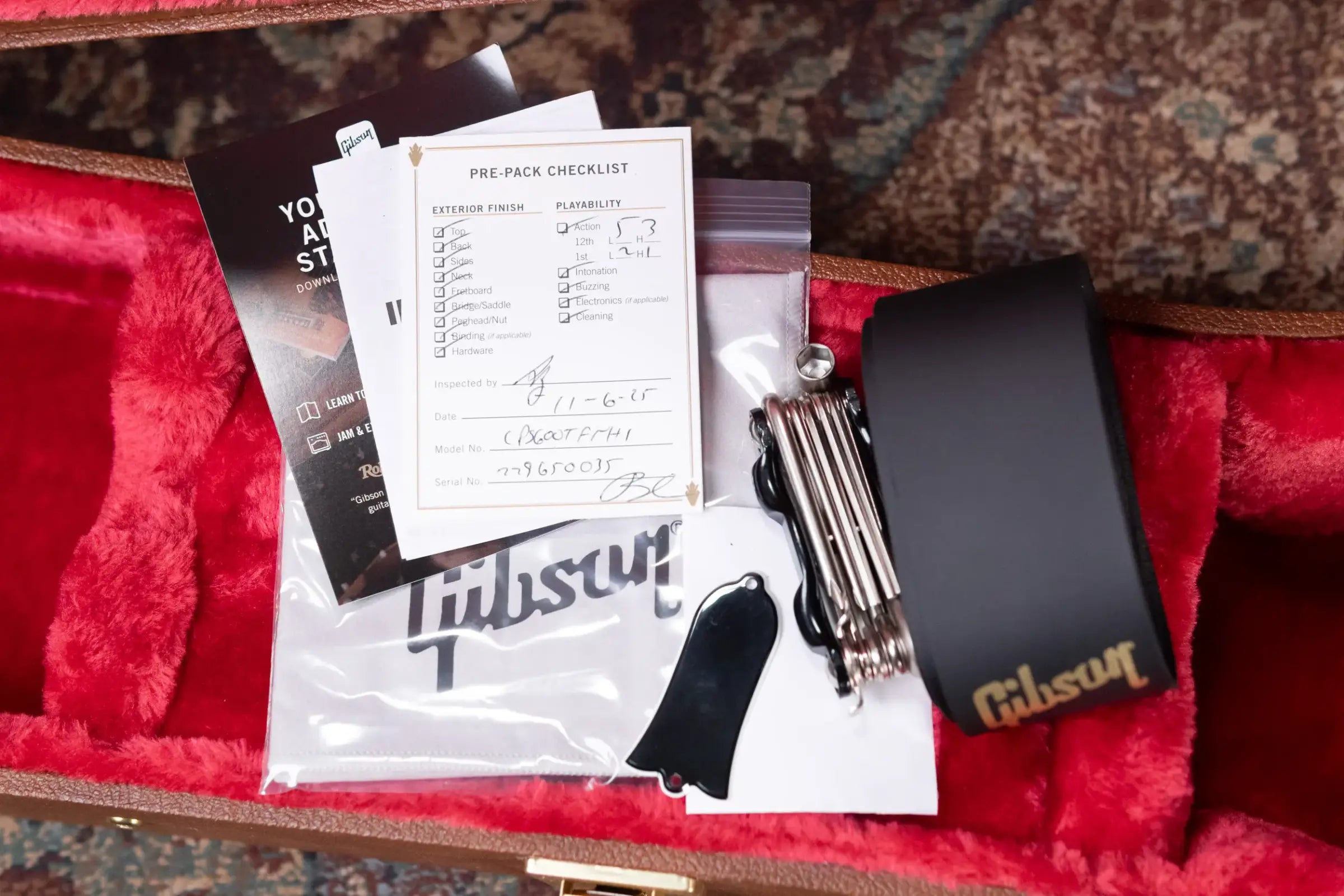 Gibson Les Paul Standard '60s Figured Top Electric Guitar - Translucent Fuchsia with Hardshell Case