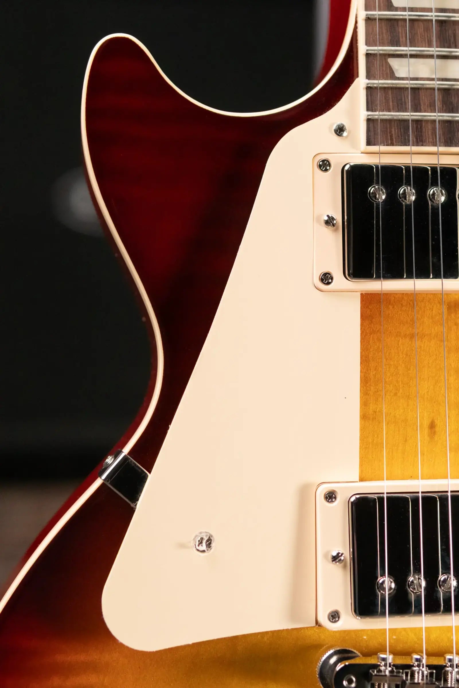 Gibson Les Paul Standard '60s Left-Handed Electric Guitar - Iced Tea Burst with Hardshell Case - Floor Model