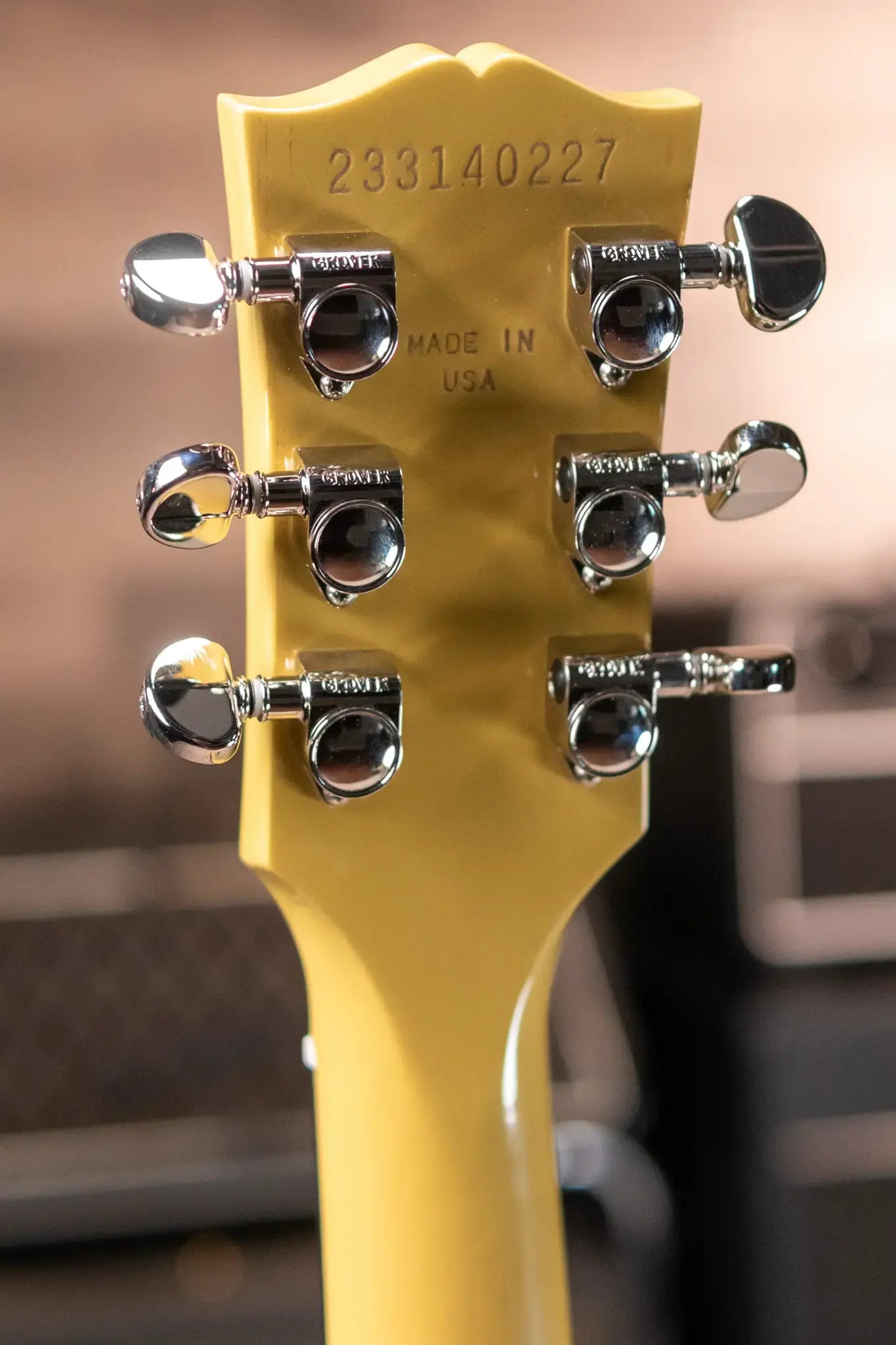Gibson Les Paul Standard 60s Mahogany Top Electric Guitar - TV Yellow with Hardshell Case