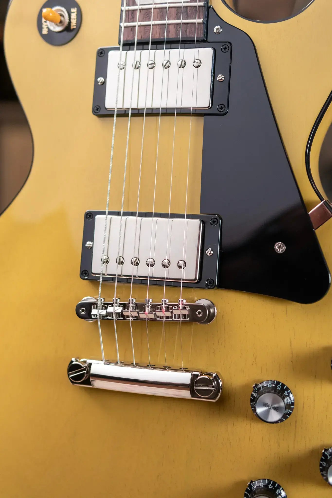 Gibson Les Paul Standard 60s Mahogany Top Electric Guitar - TV Yellow with Hardshell Case