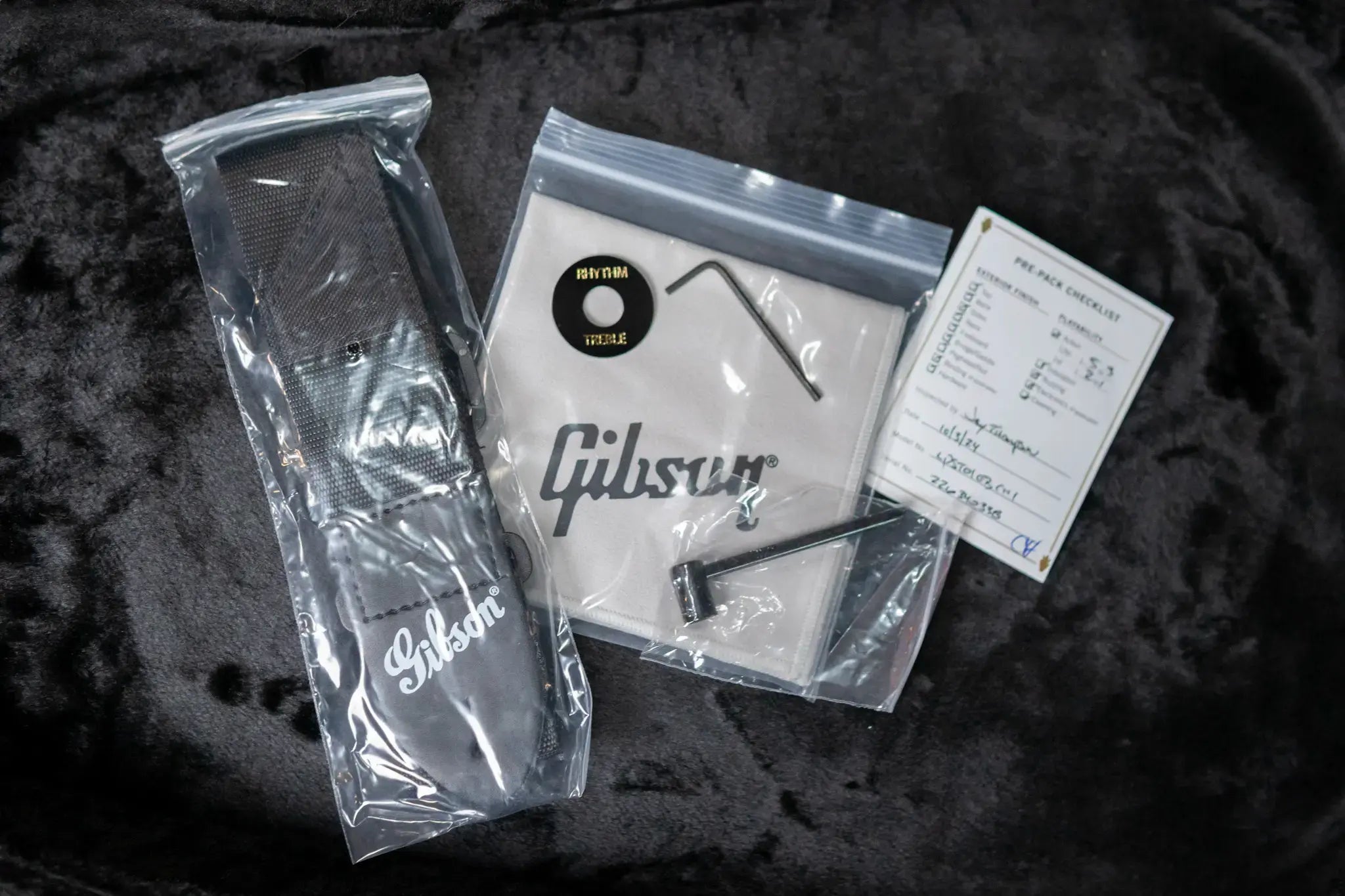 Gibson Les Paul Studio - Ebony with Gig Bag