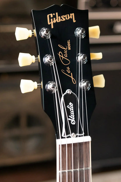 Gibson Les Paul Studio - Ebony with Gig Bag