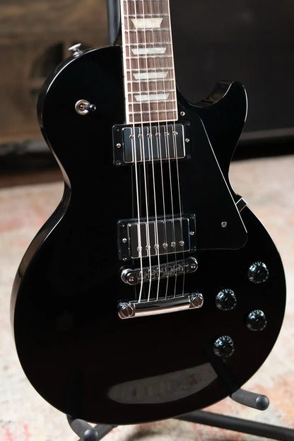 Gibson Les Paul Studio - Ebony with Gig Bag