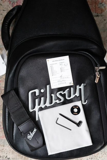 Gibson Les Paul Studio - Ebony with Gig Bag