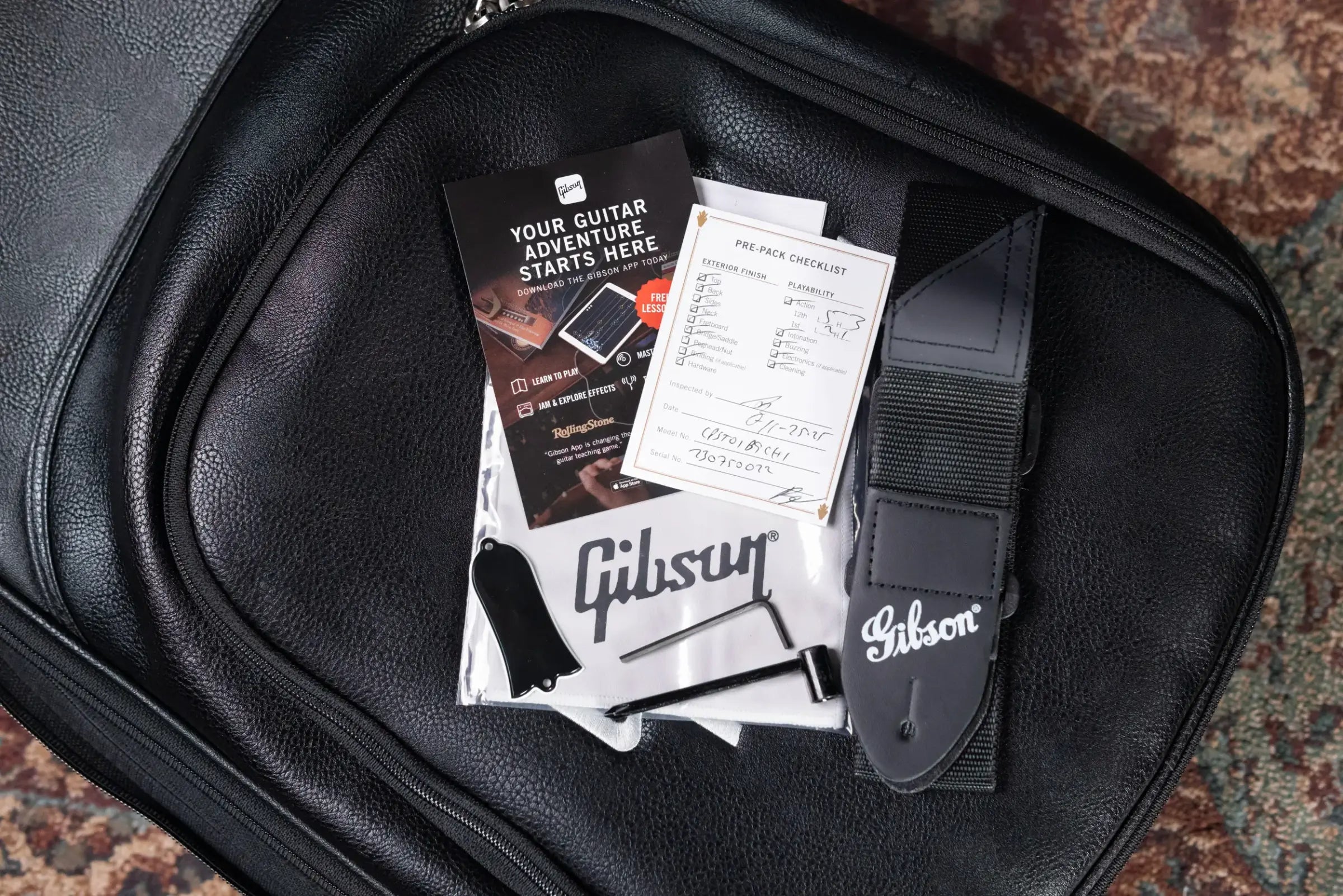 Gibson Les Paul Studio Electric Guitar - Blueberry Burst with Gig Bag