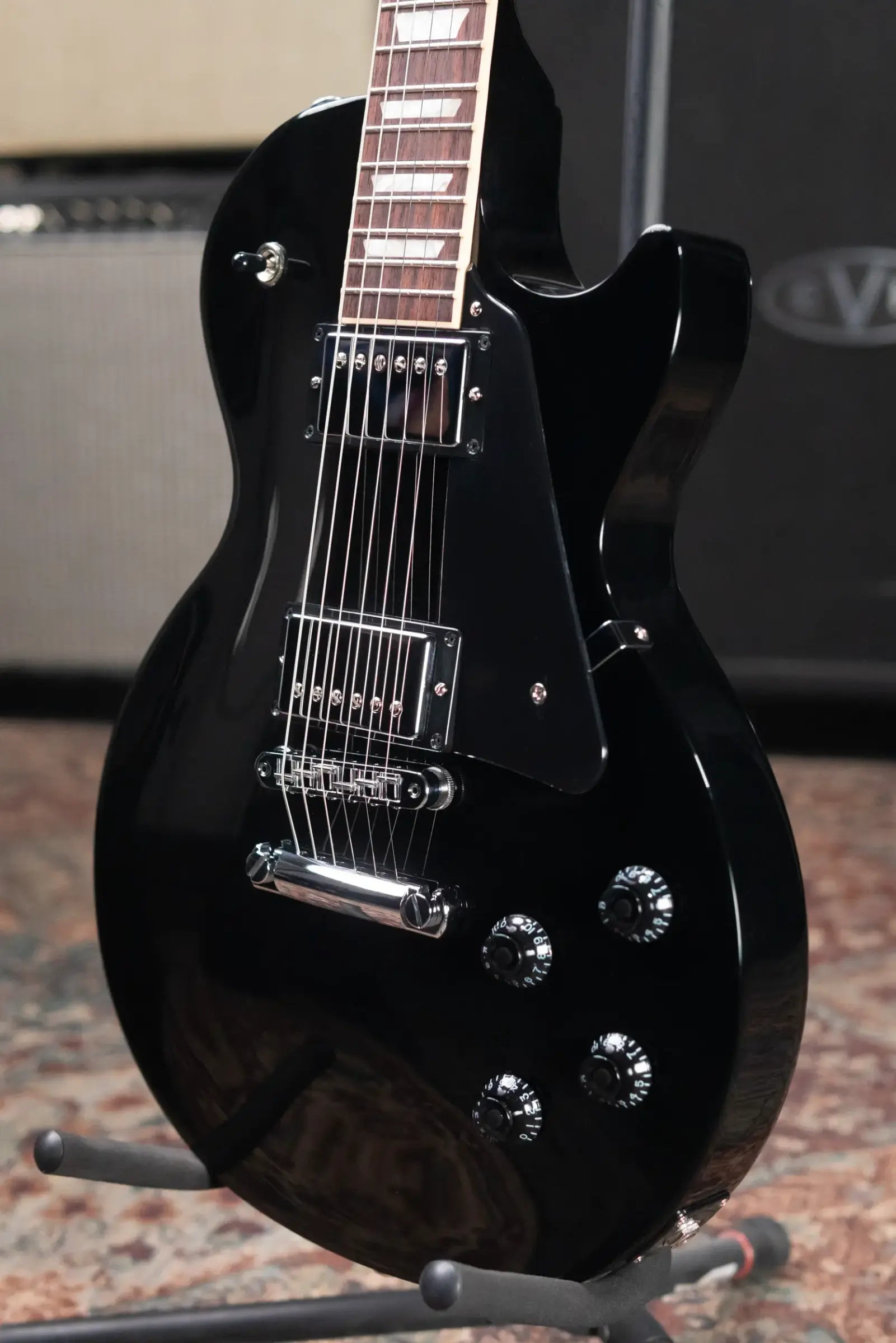 Gibson Les Paul Studio Electric Guitar Ebony with Gig Bag - Floor Model