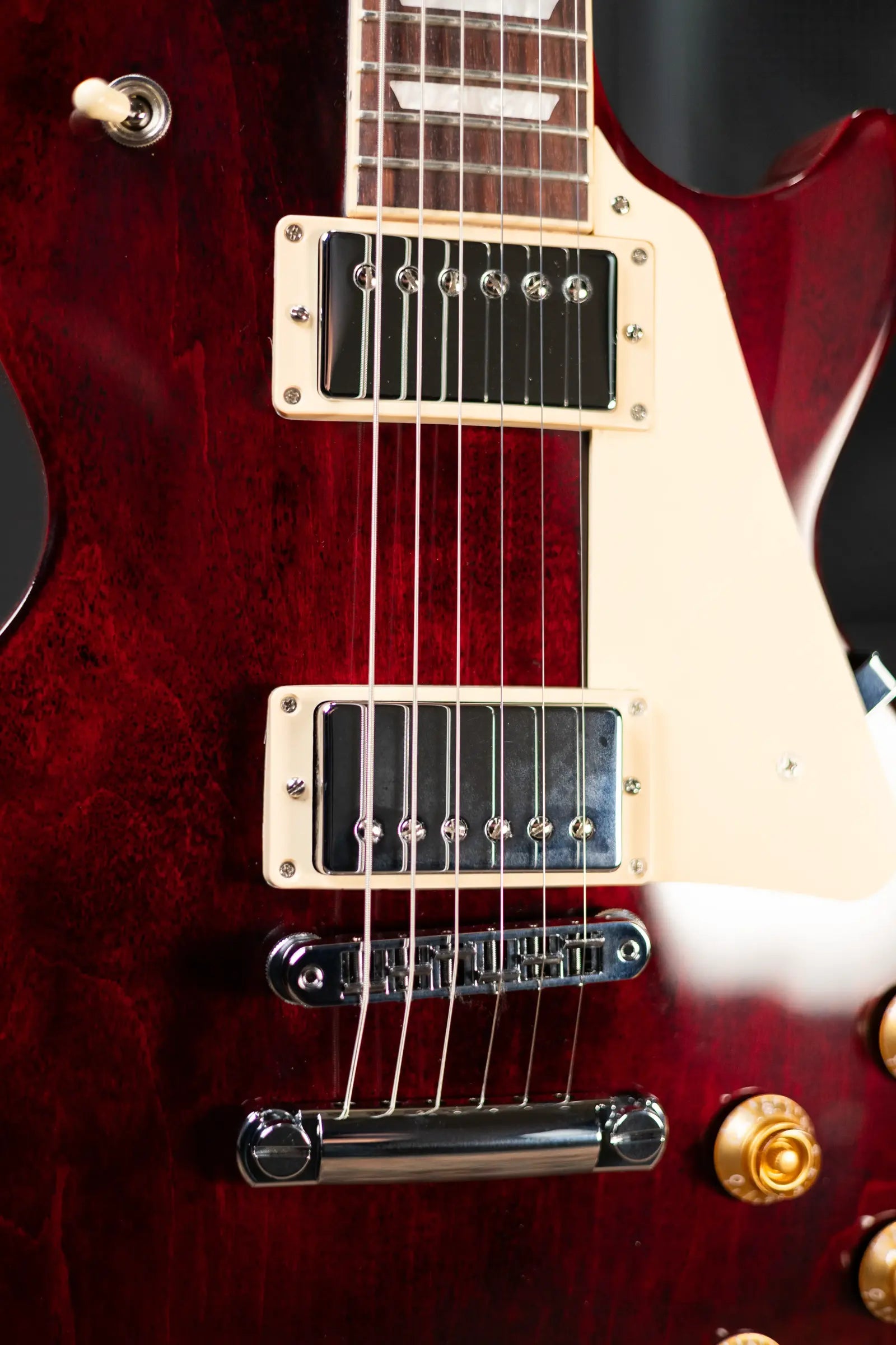 Gibson Les Paul Studio Electric Guitar - Wine Red with Gig Bag