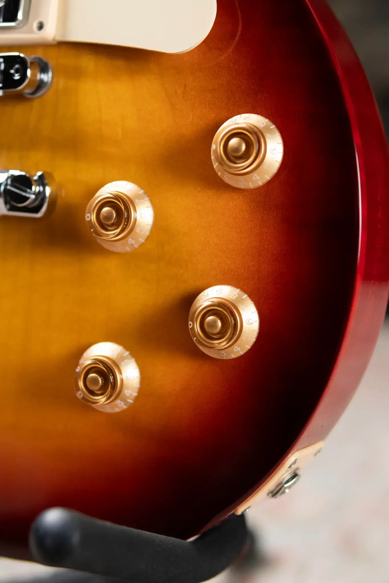 Gibson Les Paul Studio Session Electric Guitar - Bourbon Burst with Gig Bag