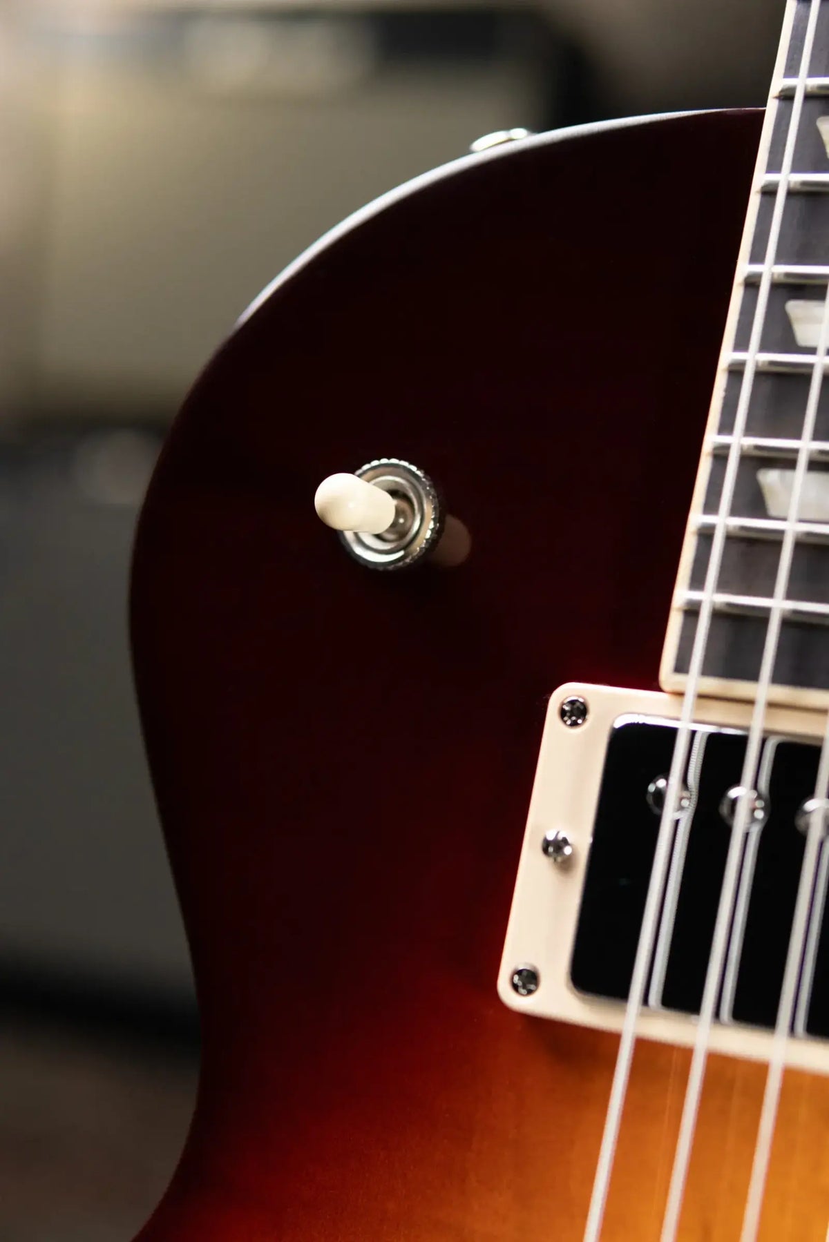 Gibson Les Paul Studio Session Electric Guitar - Bourbon Burst with Softshell Gig Bag