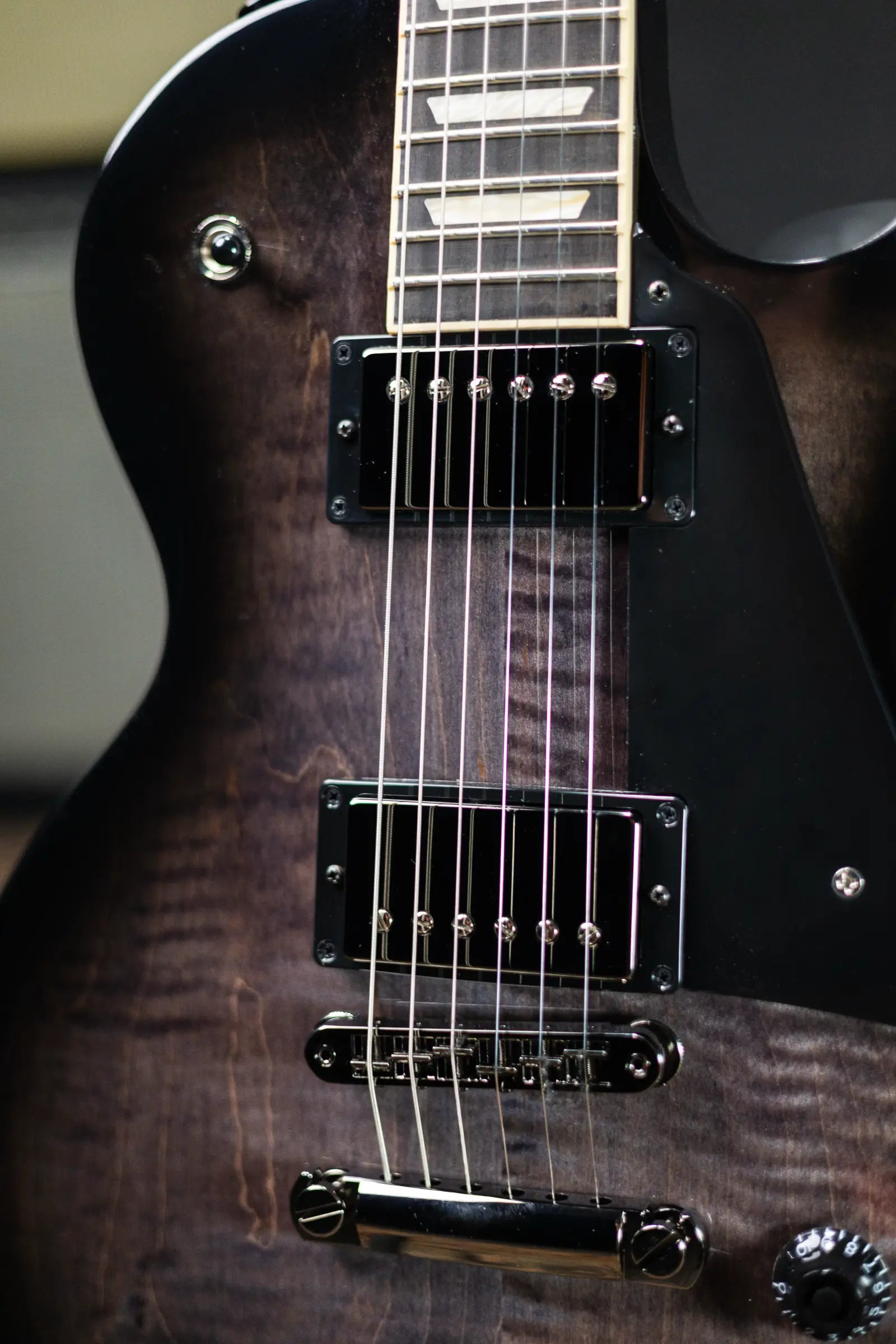 Gibson Les Paul Studio Session Electric Guitar - Translucent Ebony Burst with Gig Bag