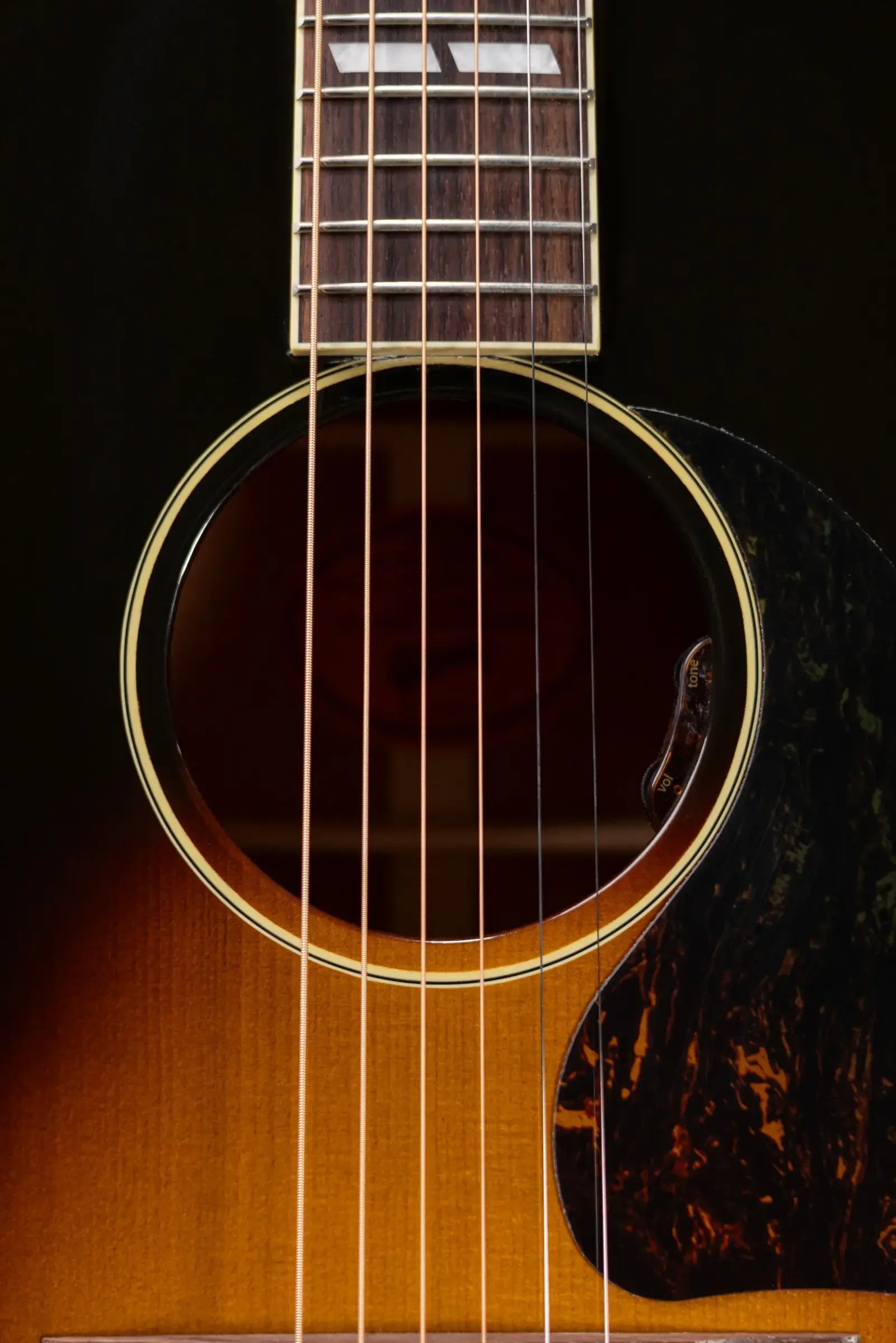 Gibson Nathaniel Rateliff Signature LG-2 Western Acoustic/Electric Guitar - Vintage Sunburst with Hardshell Case
