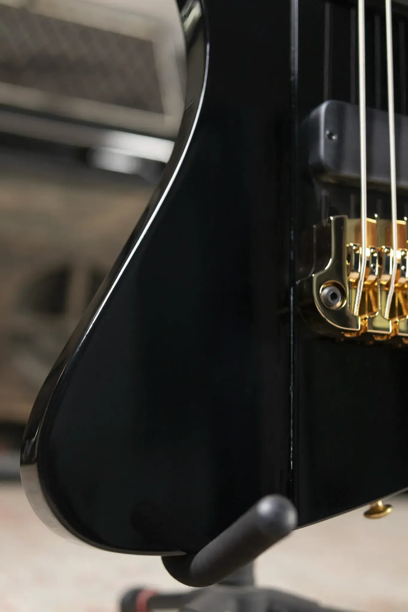 Gibson Rex Brown Signature Thunderbird Bass - Ebony with Hardshell Case