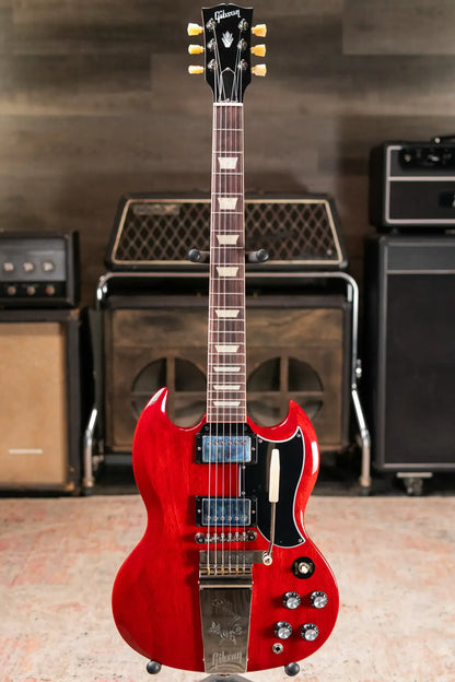 Gibson SG Standard '61 Maestro Vibrola Electric Guitar - Vintage Cherry with Hardshell Case