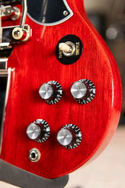 Gibson SG Standard '61 Maestro Vibrola Electric Guitar - Vintage Cherry with Hardshell Case