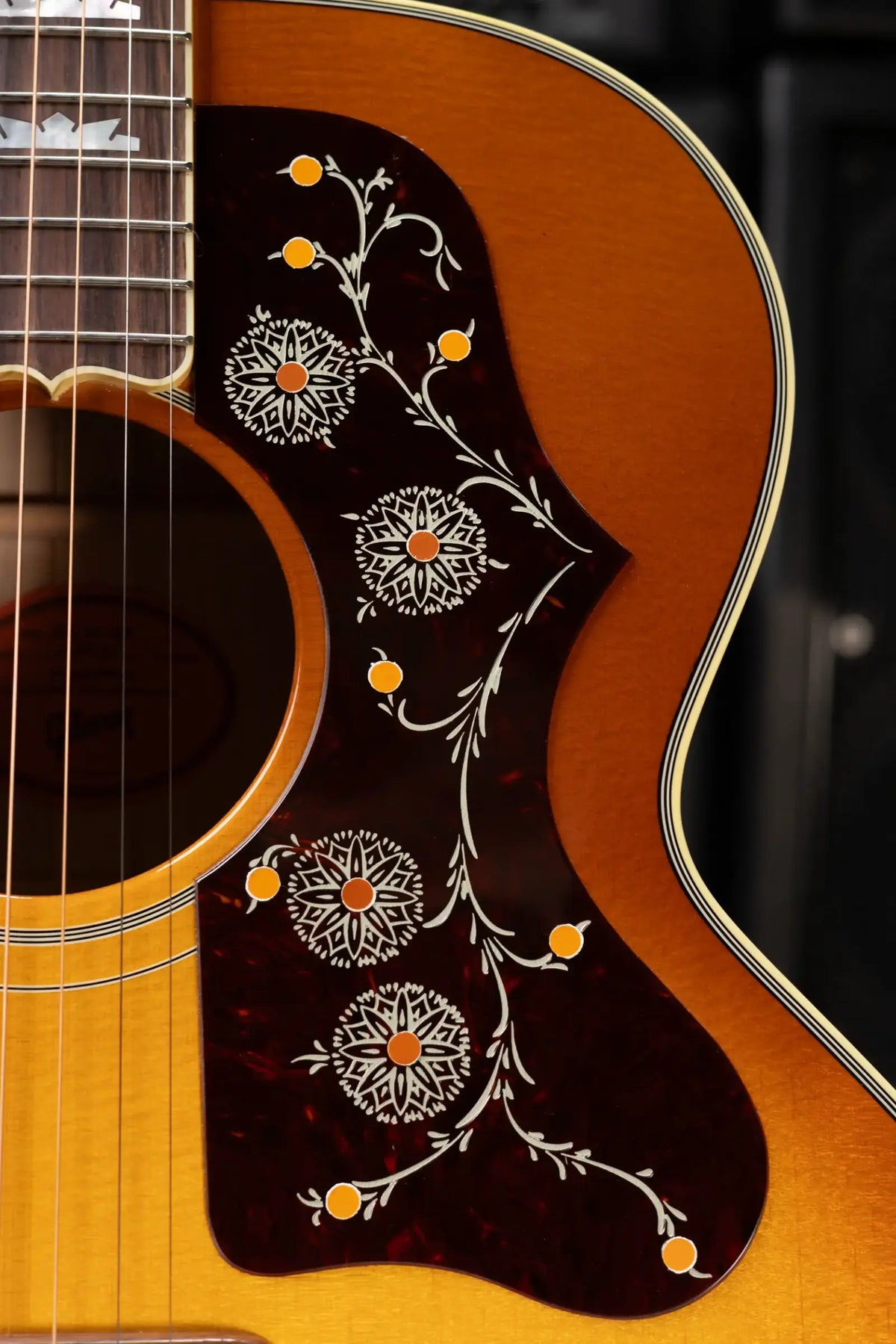 Gibson SJ-200 60s Original Jumbo Acoustic/Electric Guitar - Heritage Cherry Sunburst with Hardshell Case - Demo