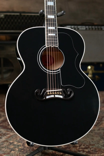 Gibson SJ-200 Custom Acoustic/Electric - Ebony with Hardshell Case