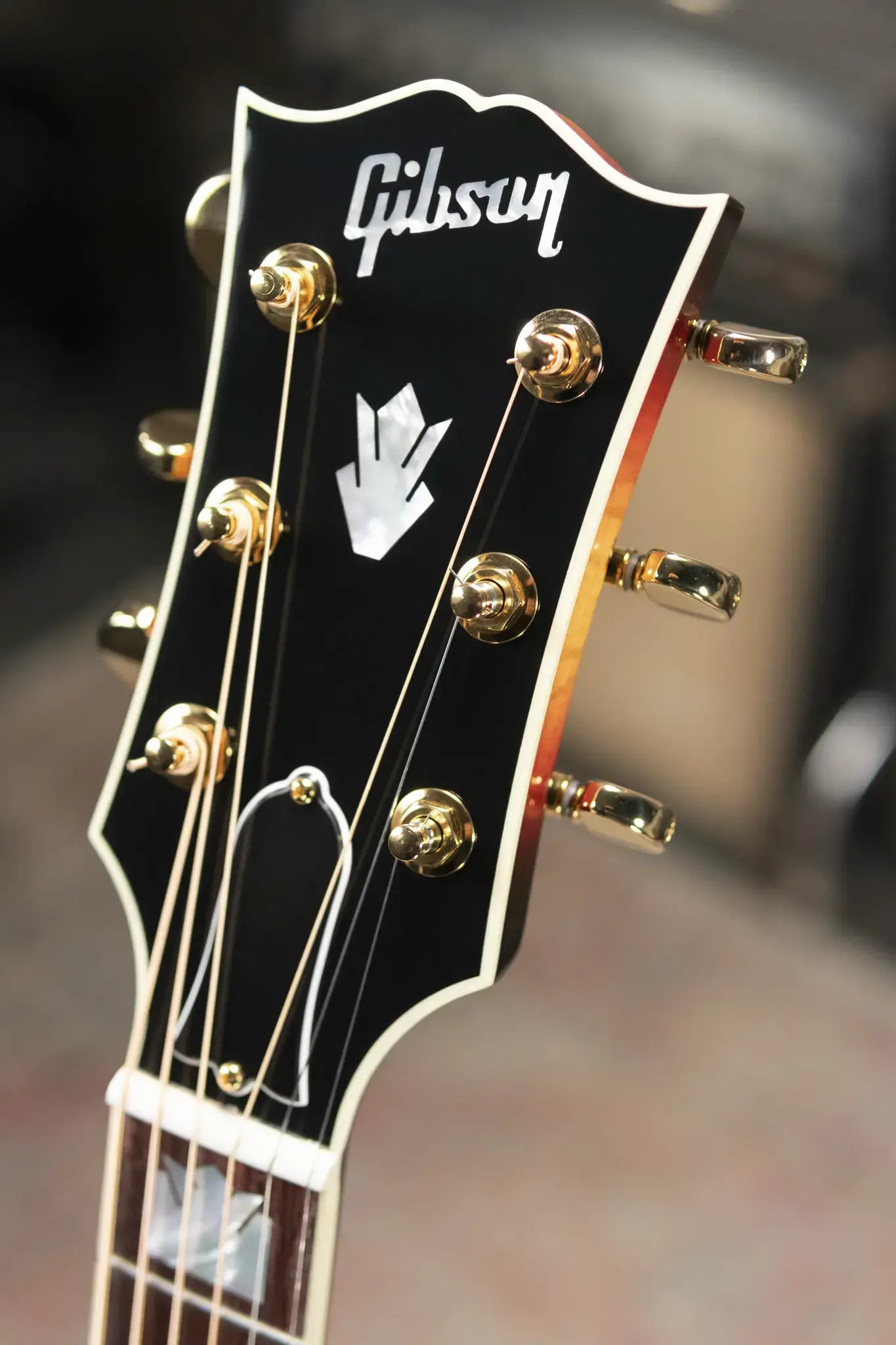 Gibson SJ-200 Standard Maple Acoustic/Electric Guitar - Triburst with Hardshell Case