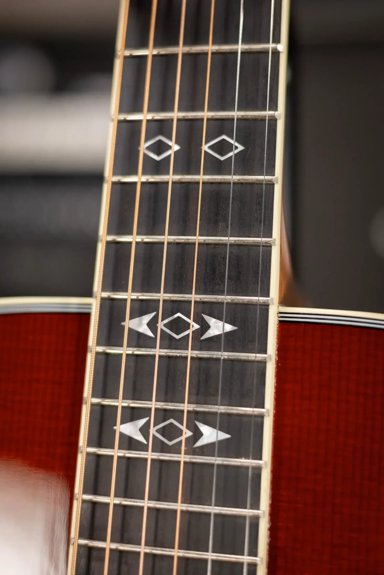 Gibson Songwriter Recording Artist Acoustic / Electric Guitar - Rosewood Burst with Hardshell Case