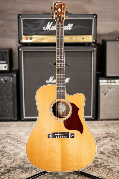 Gibson Songwriter Recording Artist EC Acoustic / Electric Guitar - Antique Natural with Hardshell Case