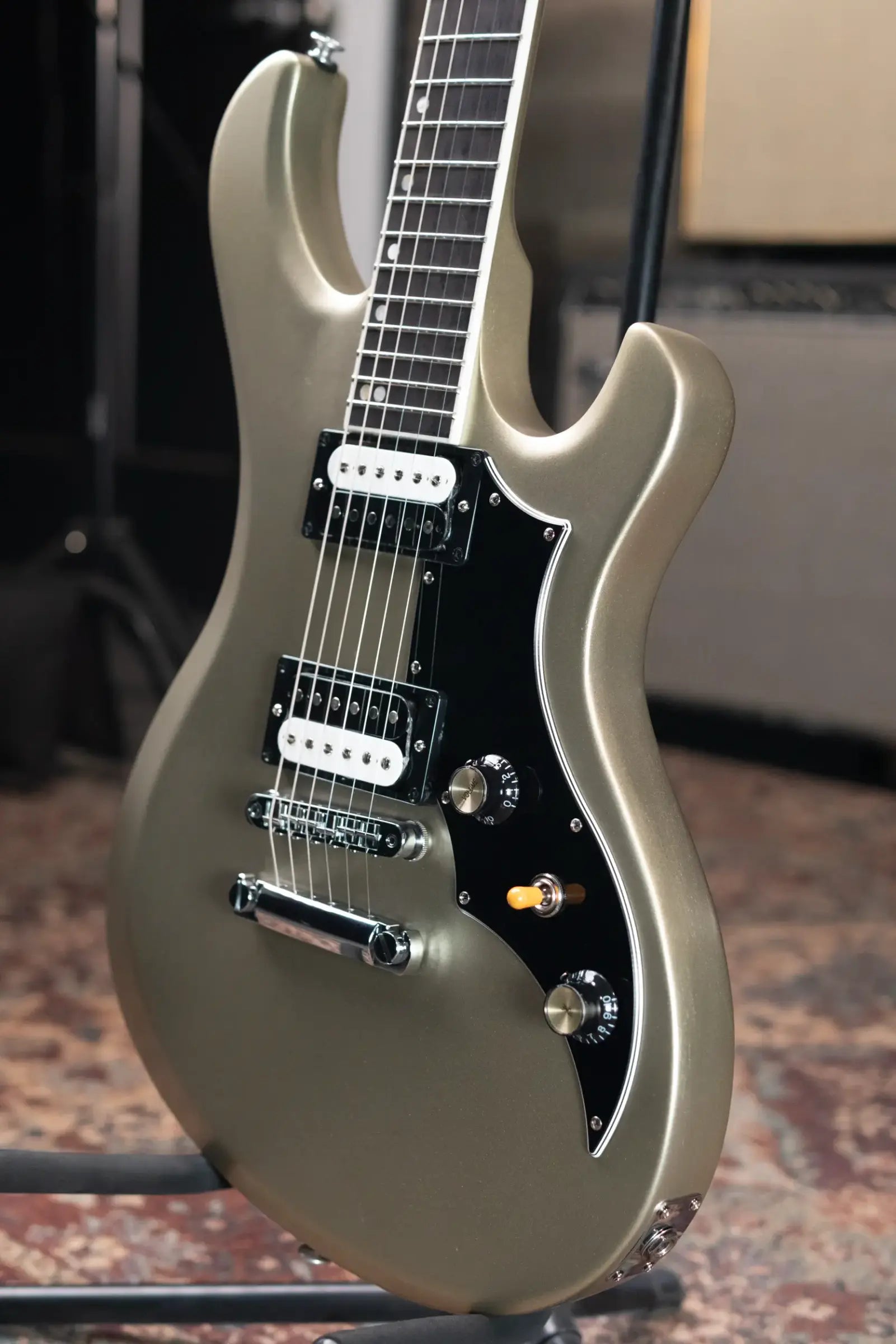 Gibson Victory Electric Guitar Gold Mist Satin with Hardshell Case - Used