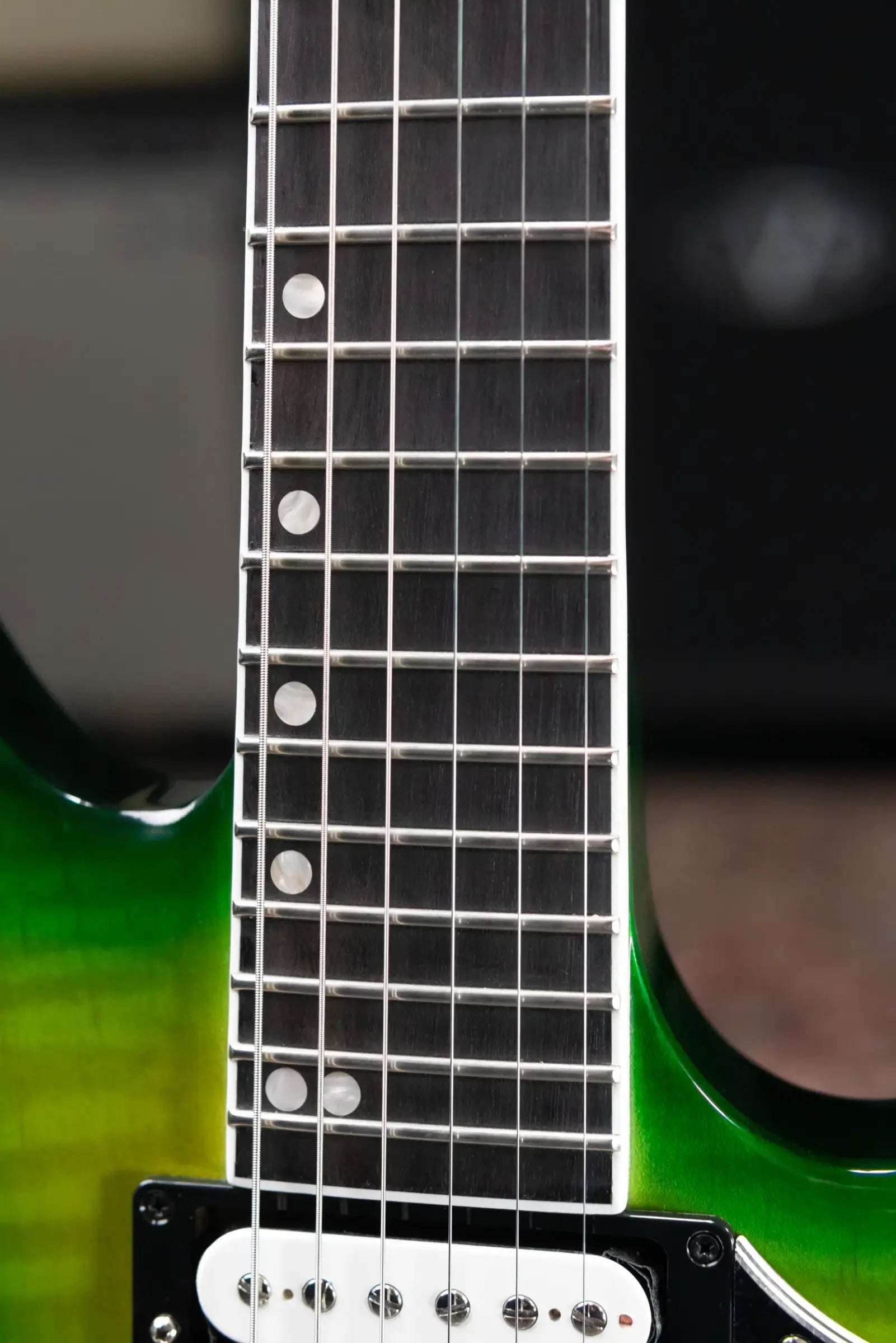 Gibson Victory Figured Top Electric Guitar - Iguana Burst with Hardshell Case