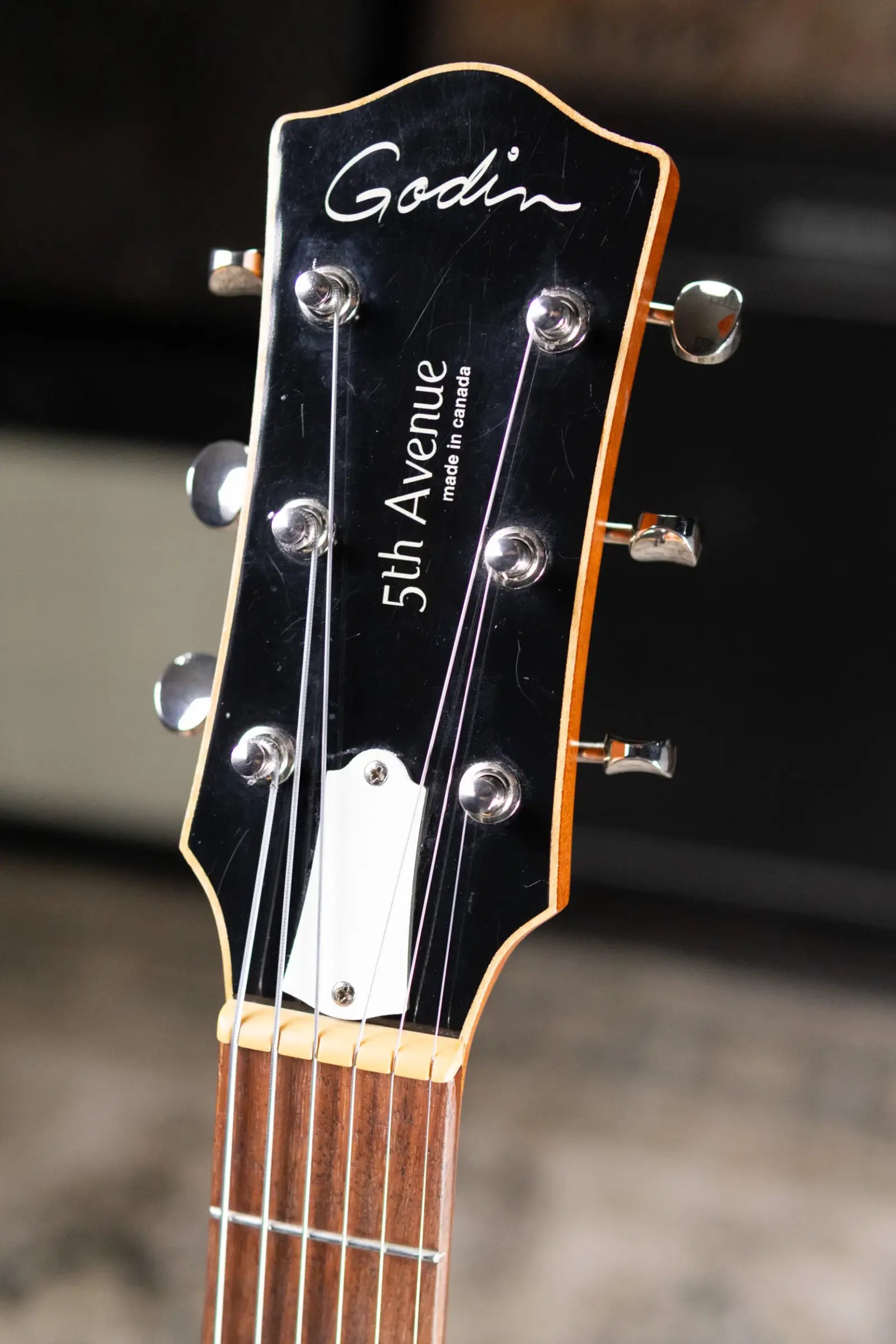 Godin 5th Avenue Kingpin Hollowbody Guitar - Cognac Burst with Gig Bag - Used