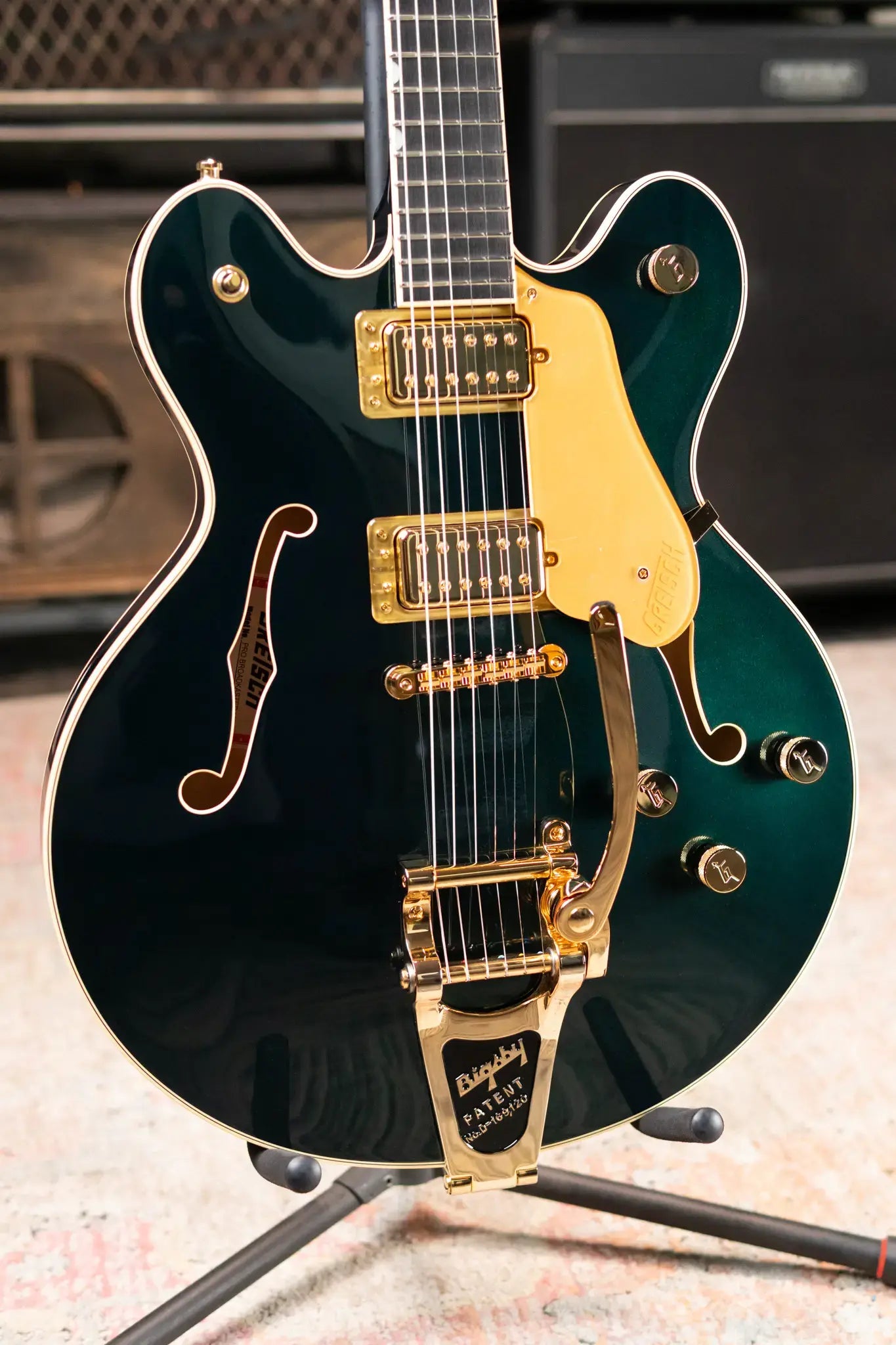 Gretsch Broadkaster LX Center Block with String-Thru Bigsby and Gold Hardware - Cadillac Green with Hardshell Case