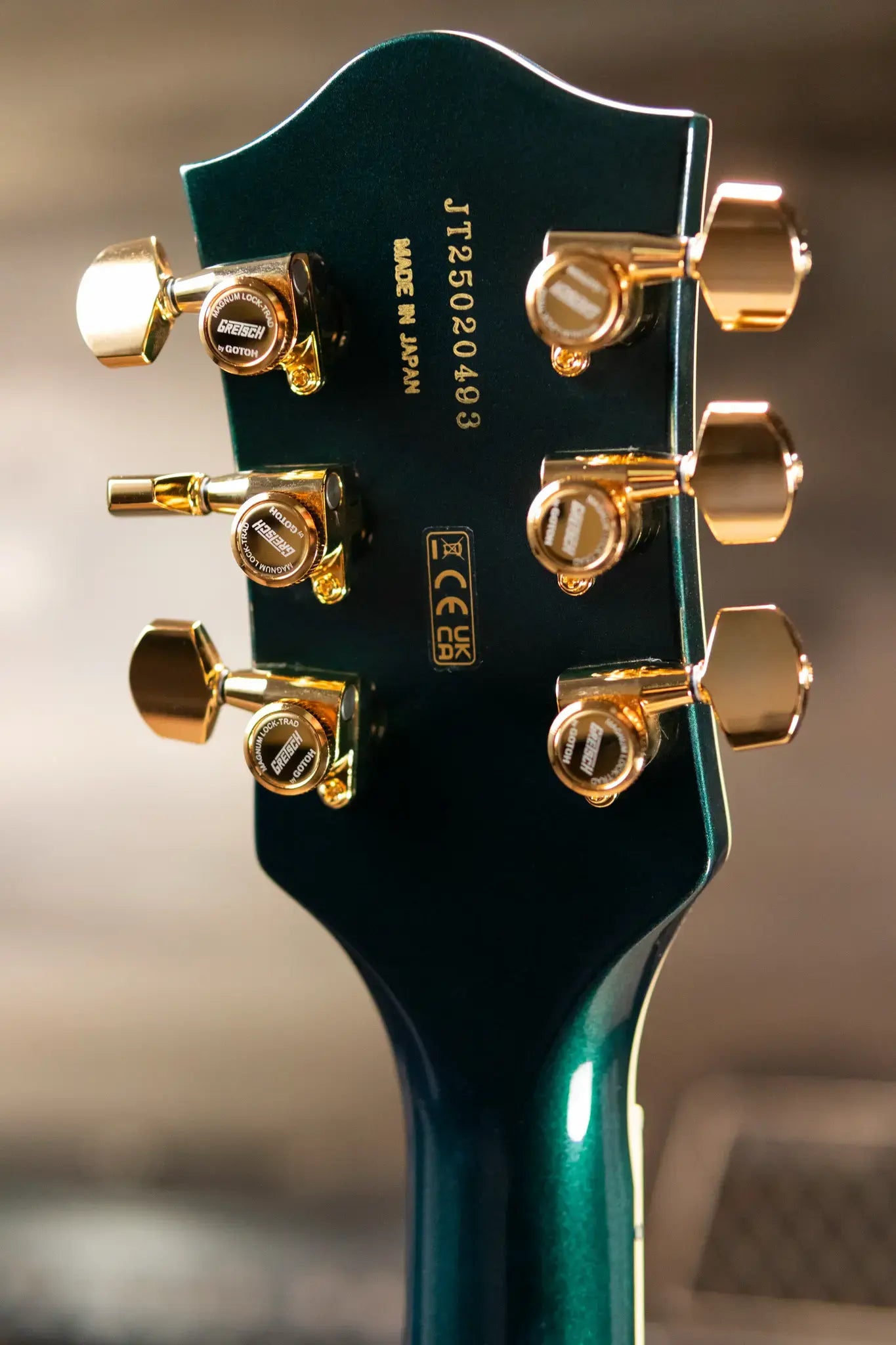 Gretsch Broadkaster LX Center Block with String-Thru Bigsby and Gold Hardware - Cadillac Green with Hardshell Case