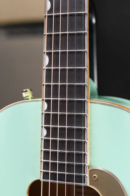 Gretsch G5021E Rancher Penguin Parlor Acoustic/Electric Guitar - Mint Metallic