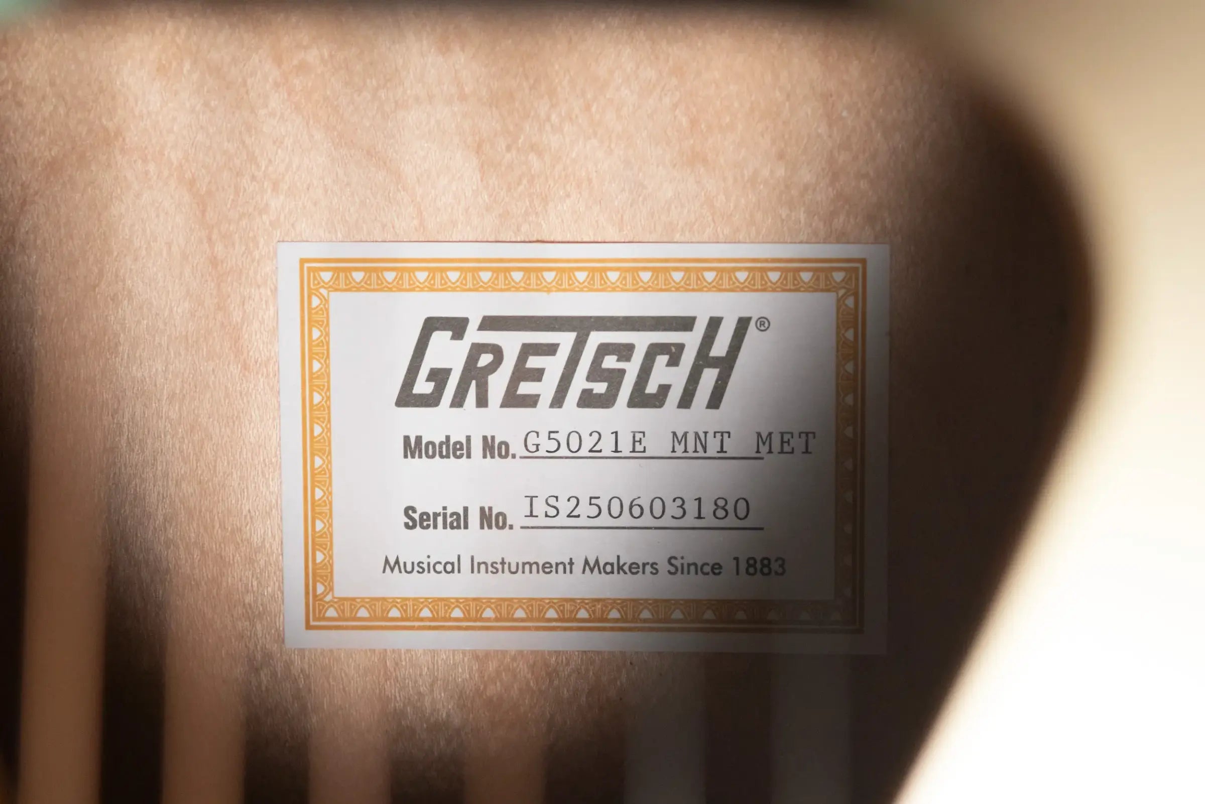 Gretsch G5021E Rancher Penguin Parlor Acoustic/Electric Guitar - Mint Metallic