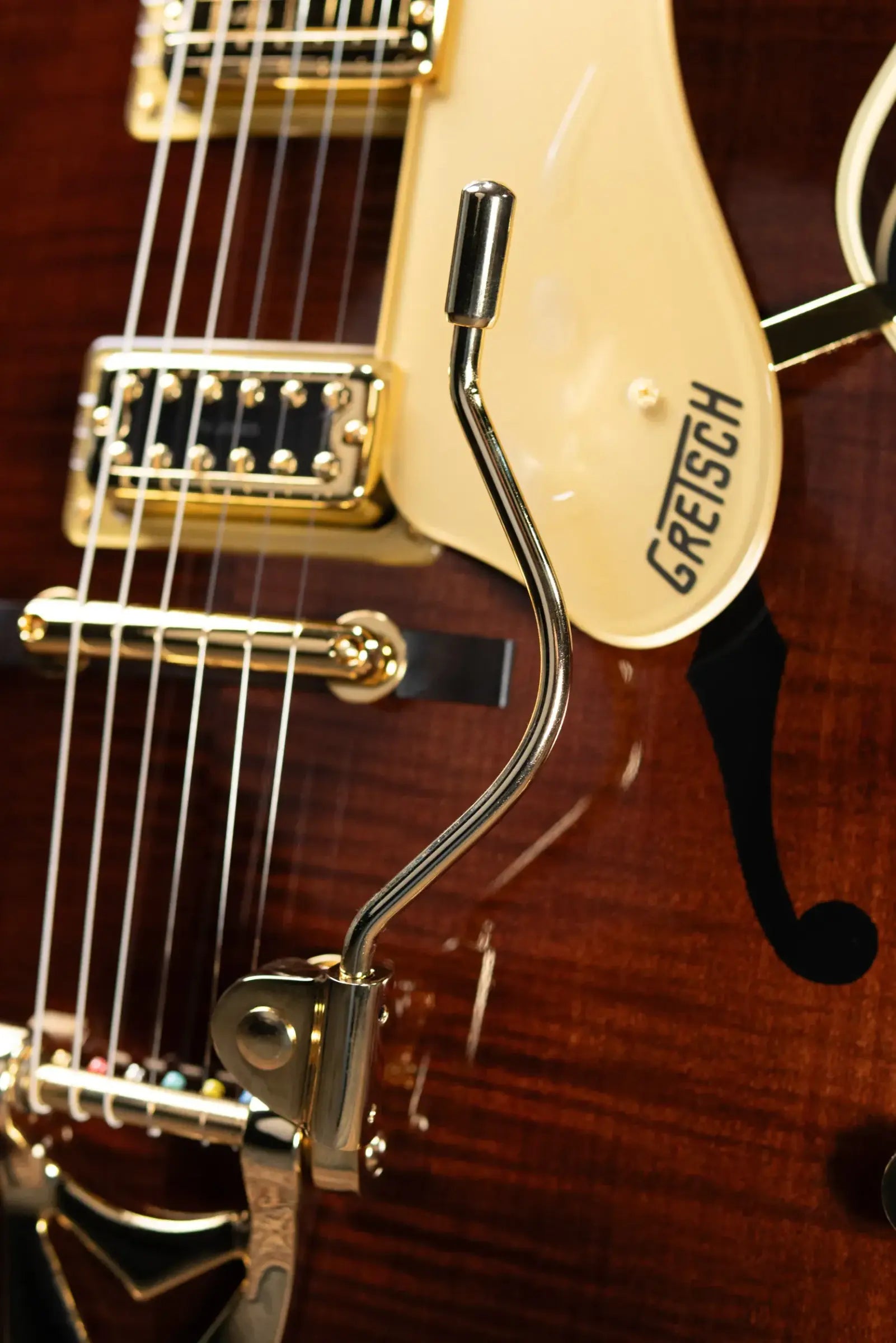 Gretsch G6122T-59 Vintage Select Edition '59 Chet Atkins Country Gentleman Hollow Body with Bigsby Electric Guitar - Walnut Stain Lacquer with Hardshell Case