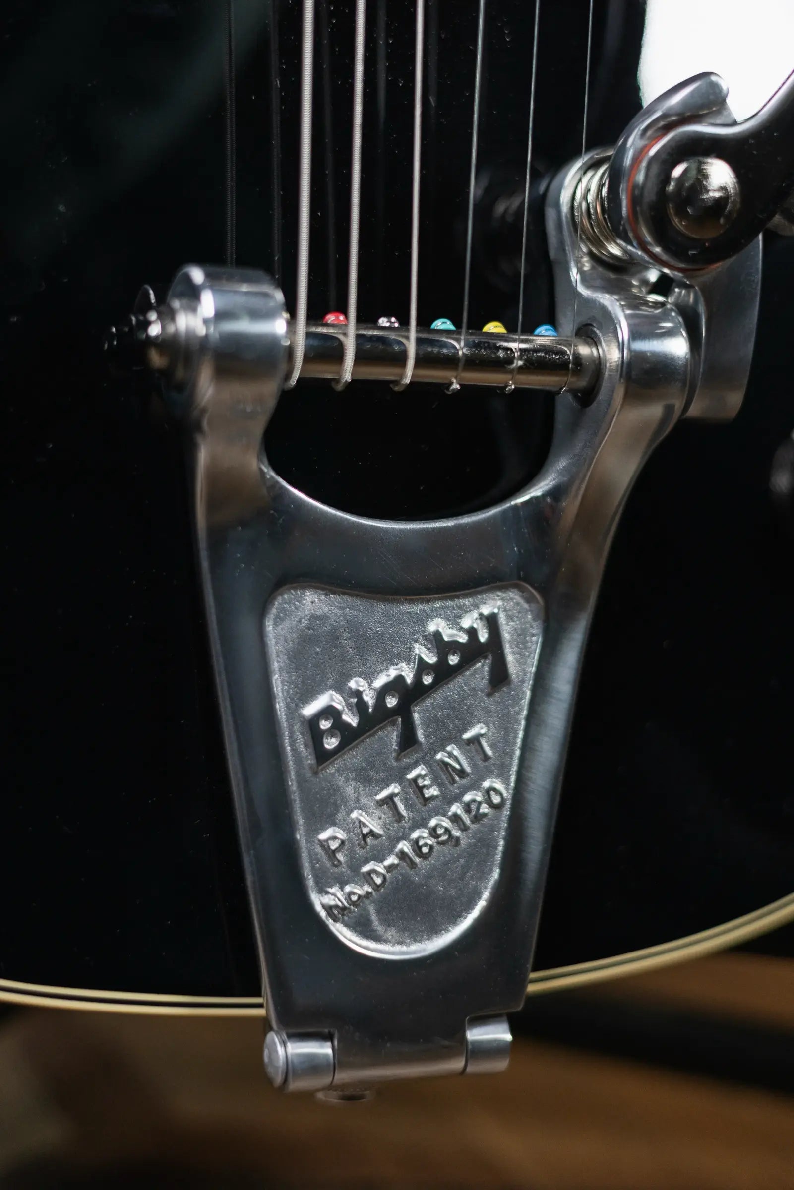 Gretsch G6128T-53 Vintage Select '53 Duo Jet with Bigsby Electric Guitar - Black with Hardshell Case