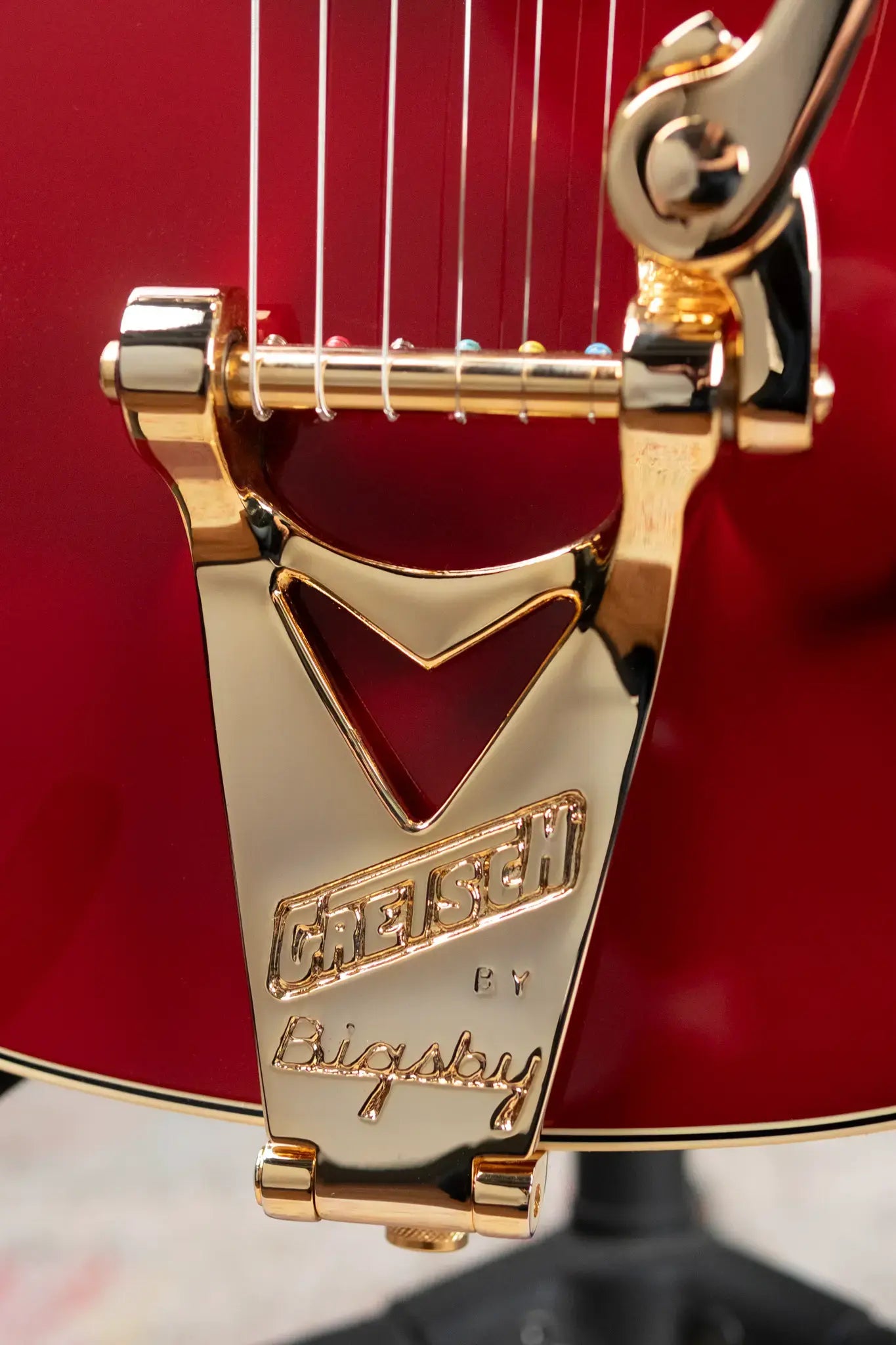 Gretsch G6131T-62 Vintage Select '62 Jet with Bigsby Electric Guitar - Vintage Firebird Red with Hardshell Case