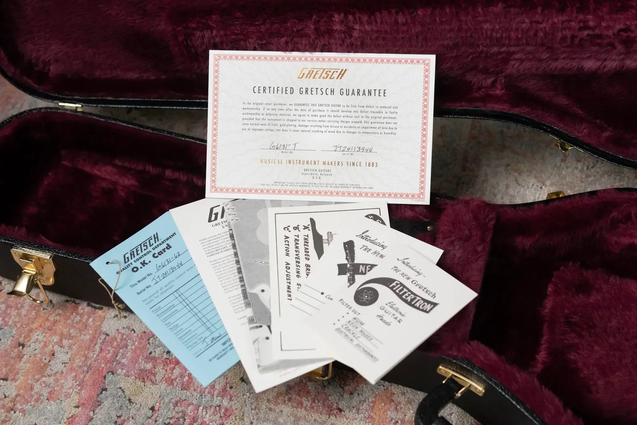 Gretsch G6131T-62 Vintage Select '62 Jet with Bigsby Electric Guitar - Vintage Firebird Red with Hardshell Case