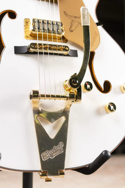 Gretsch Synchromatic Falcon Hollow Body Single-Cut with Bigsby Electric Guitar - Snowcrest White with Hardshell Case