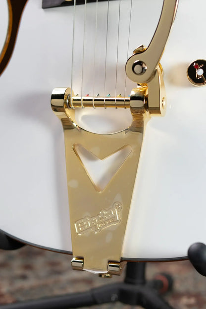 Gretsch Synchromatic Falcon Hollow Body Single-Cut with Bigsby Electric Guitar - Snowcrest White with Hardshell Case