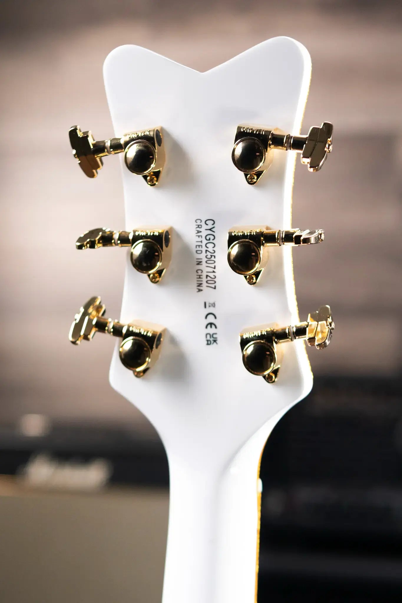 Gretsch Synchromatic Falcon Hollow Body Single-Cut with Bigsby - Snowcrest White with Hardshell Case