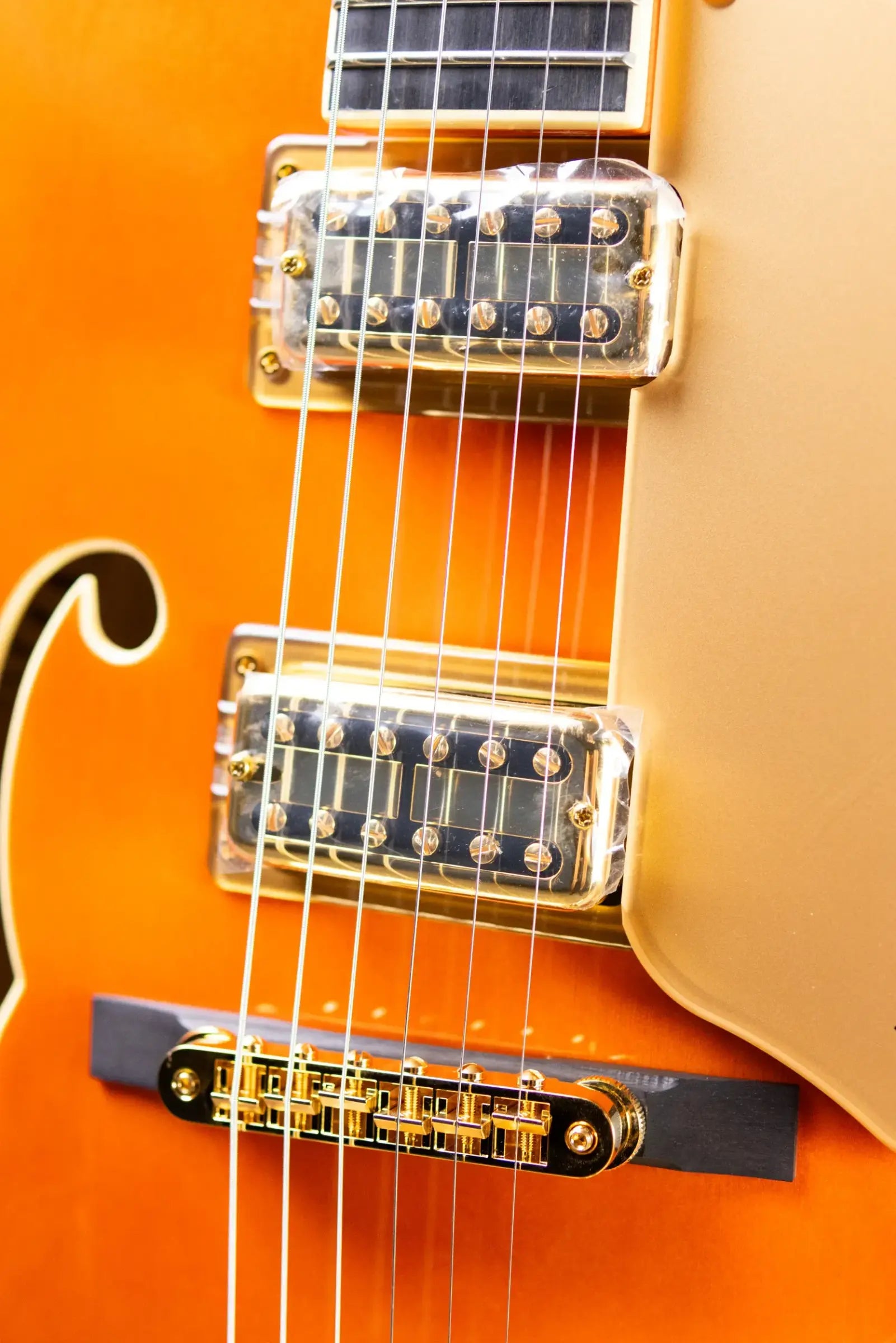Gretsch Synchromatic Nashville Hollow Body Single-Cut with Bigsby Electric Guitar - 50's Orange Stain with Hardshell Case