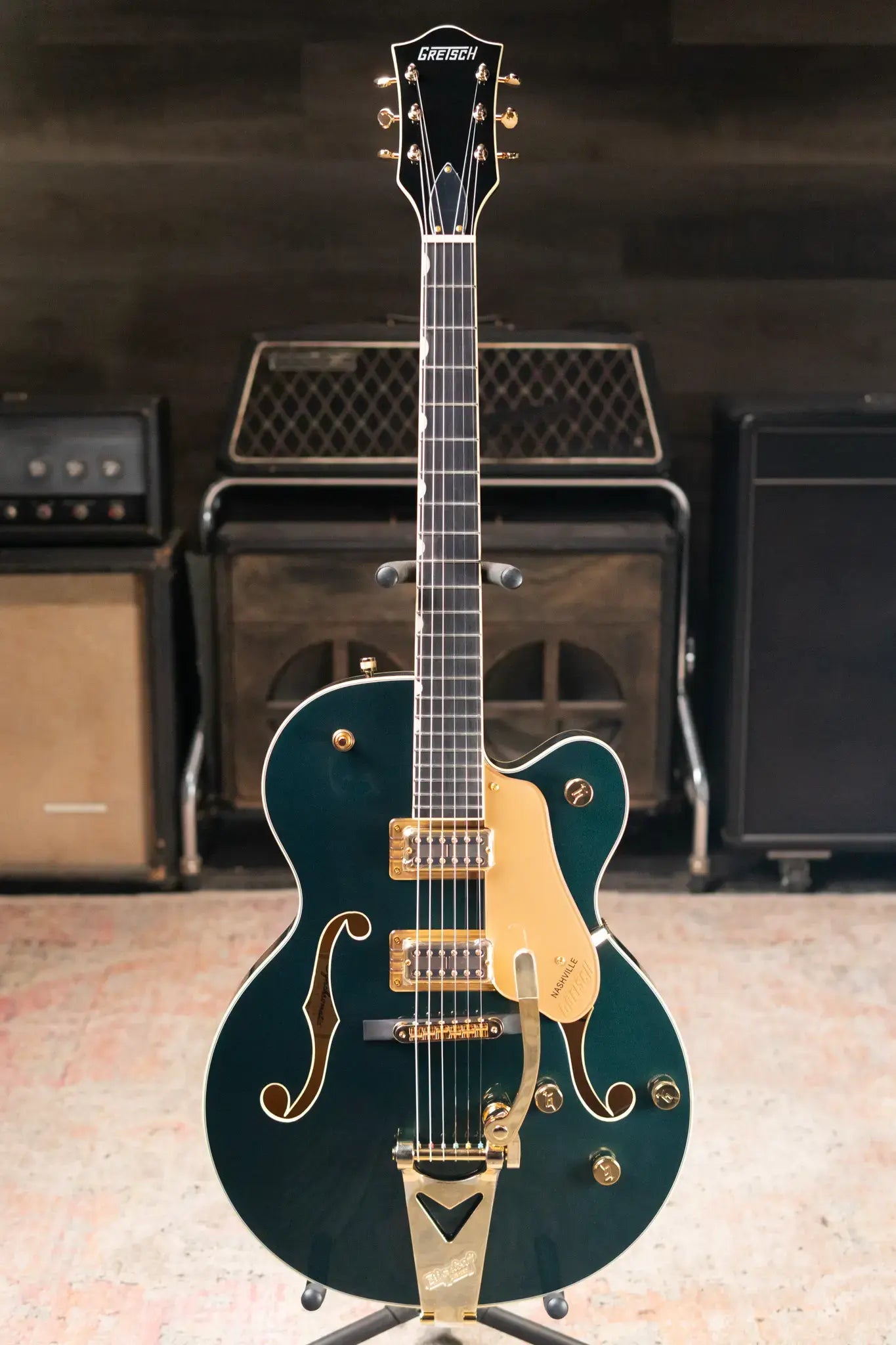 Gretsch Synchromatic Nashville Hollow Body Single-Cut with Bigsby Electric Guitar - Cadillac Green with Hardshell Case